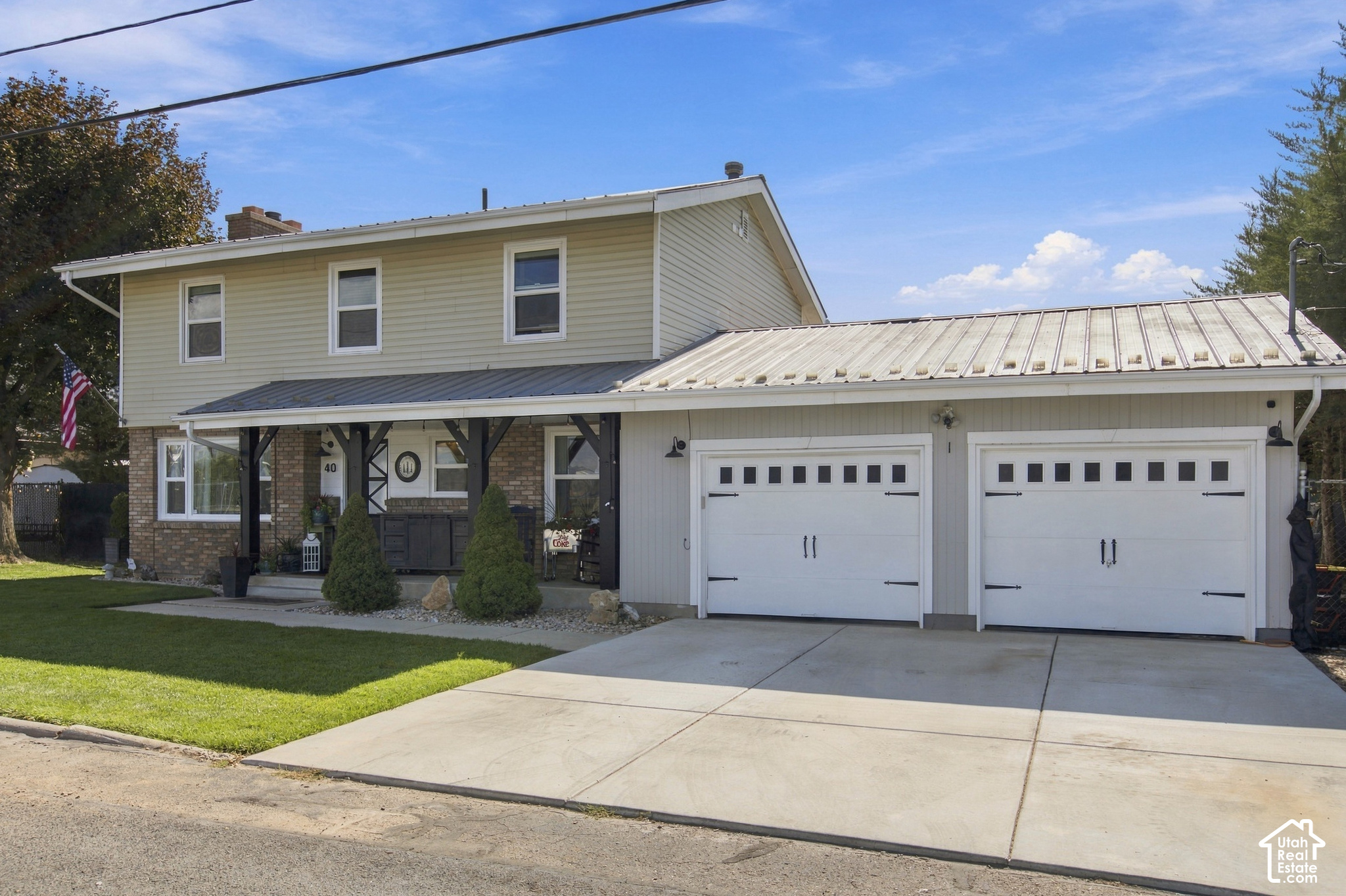 main property photo 22