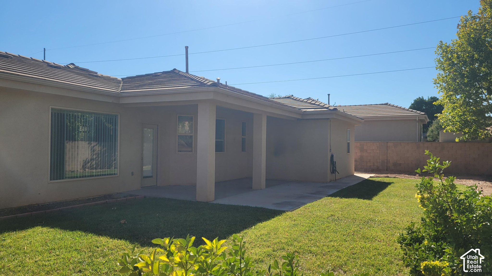 main property photo 37