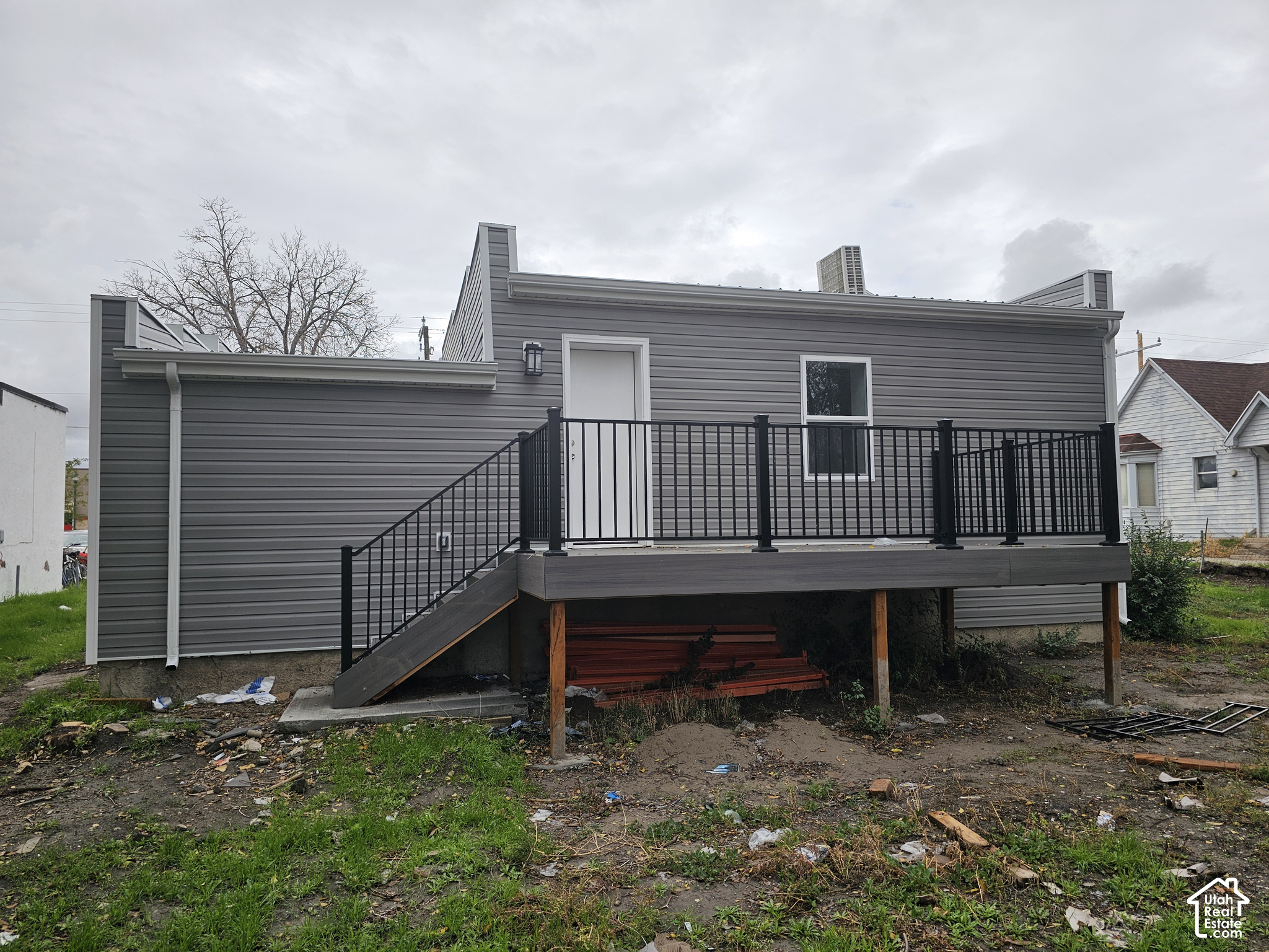 main property photo 30