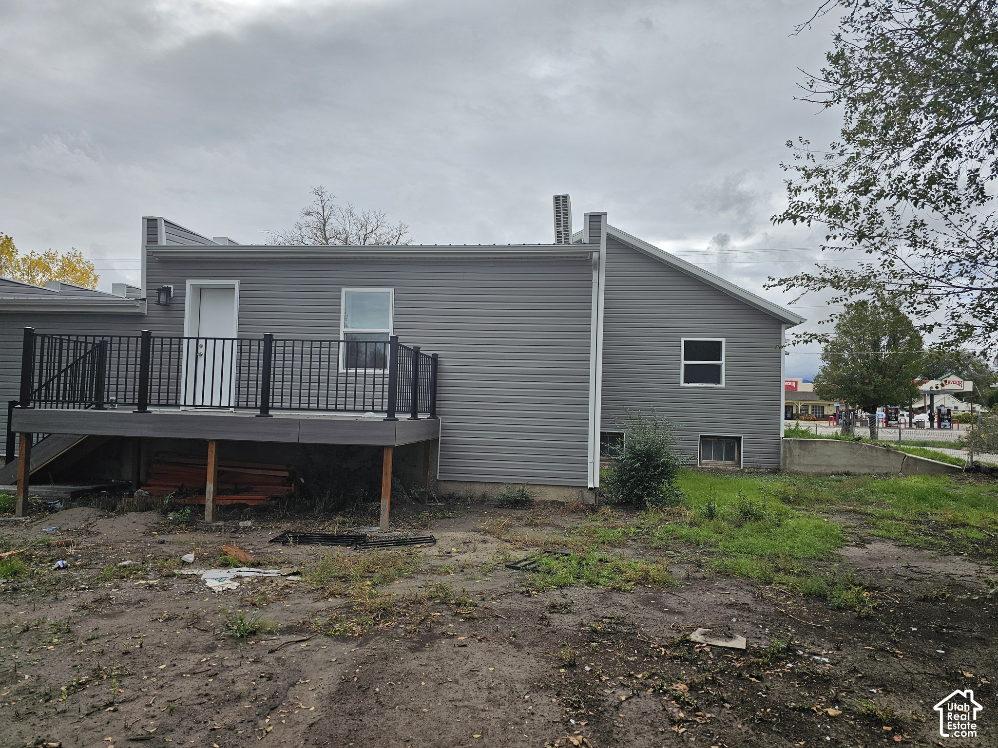 main property photo 31