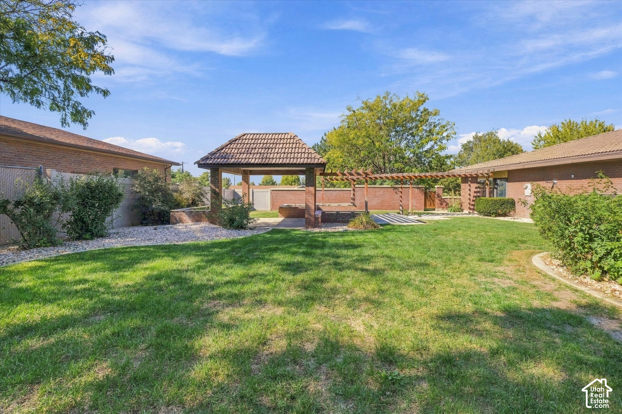 main property photo 54
