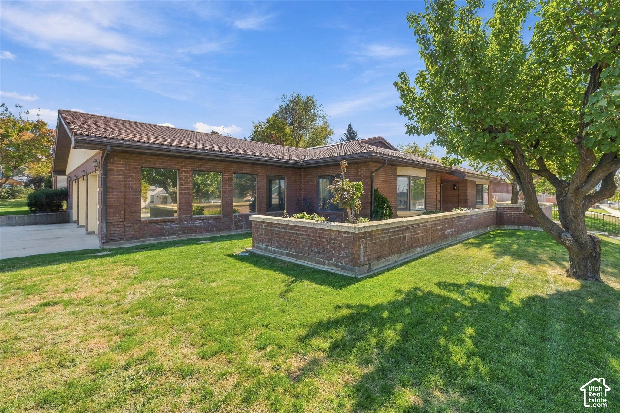 main property photo 64