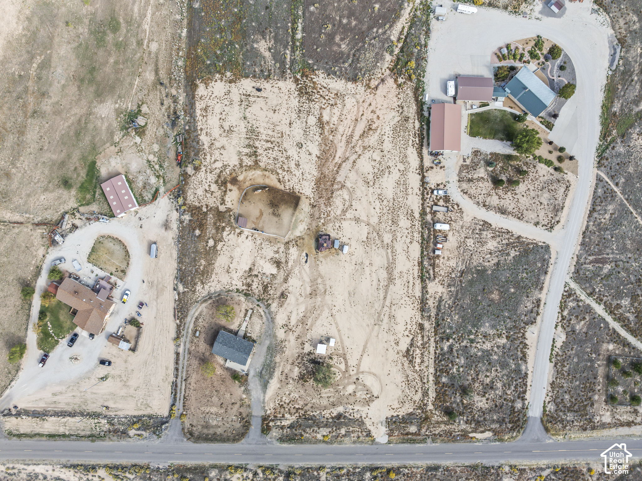 main property photo 58