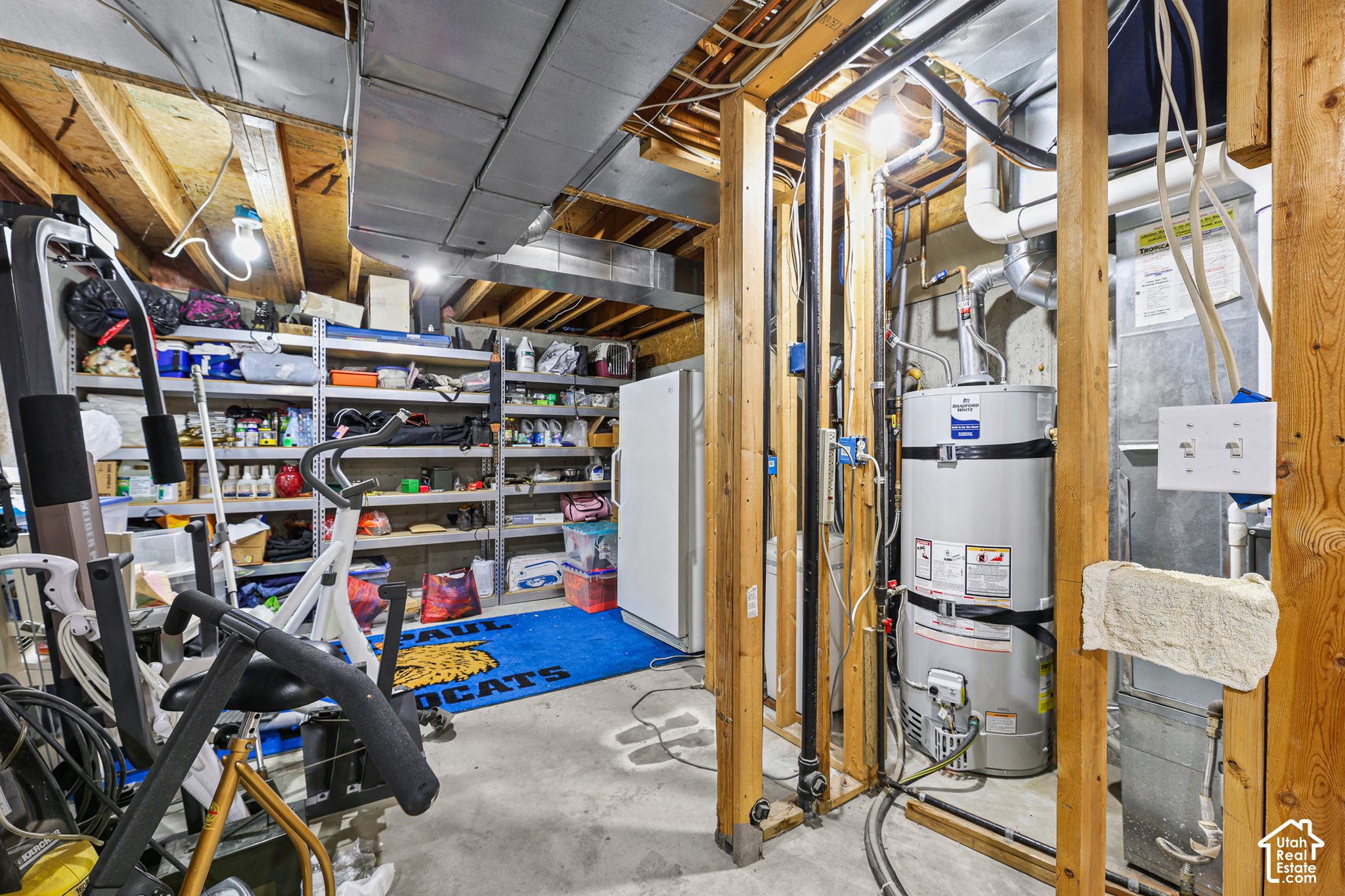 main property photo 35