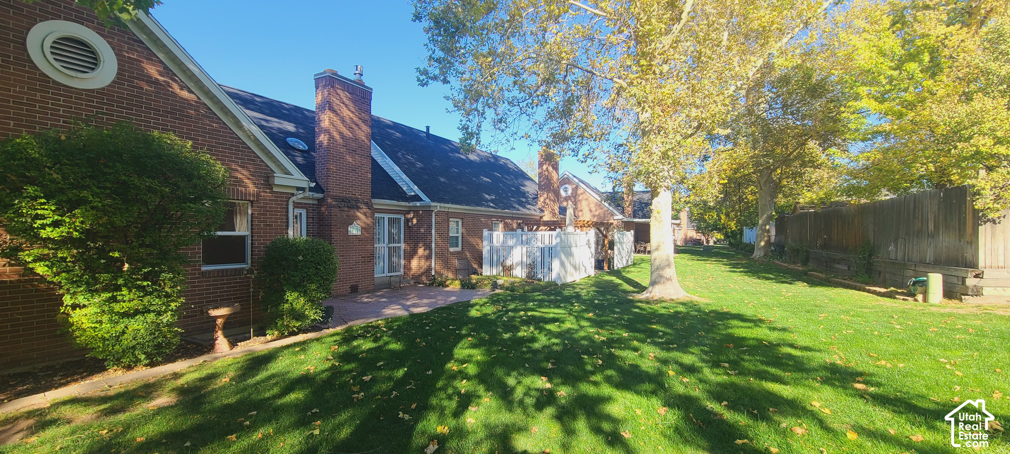 main property photo 27