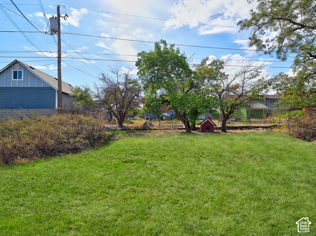 main property photo 34