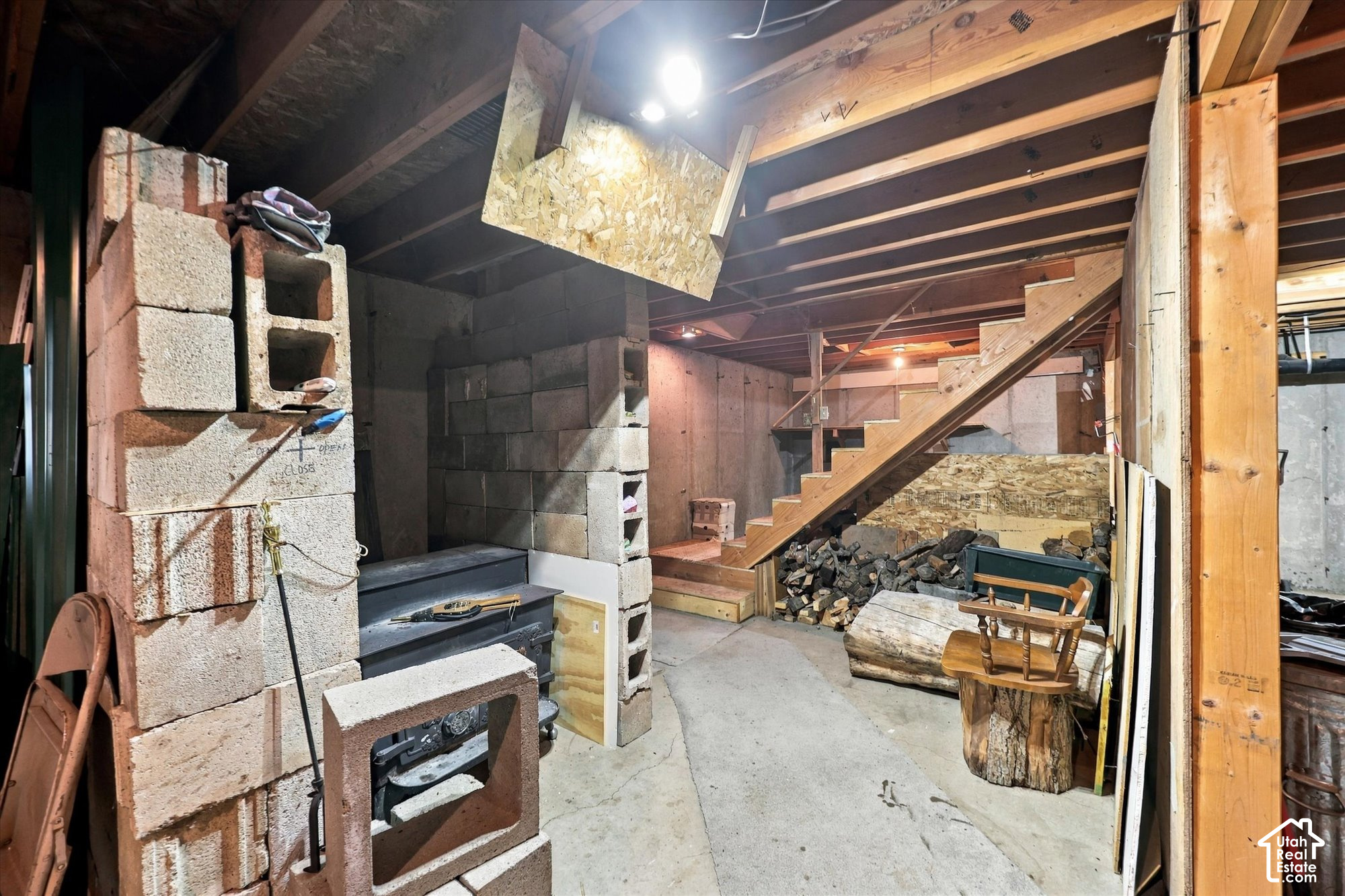 main property photo 20