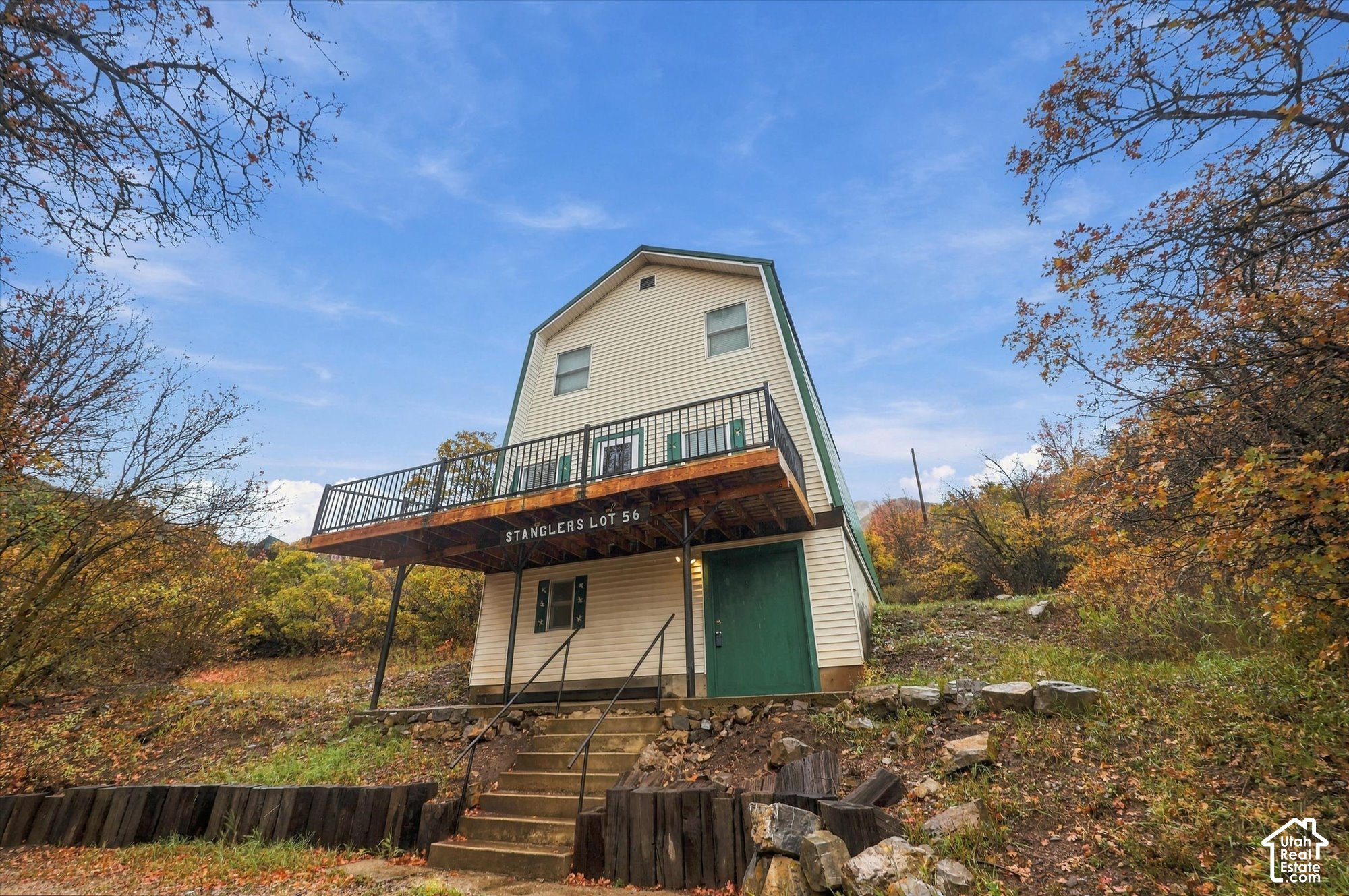 main property photo 28