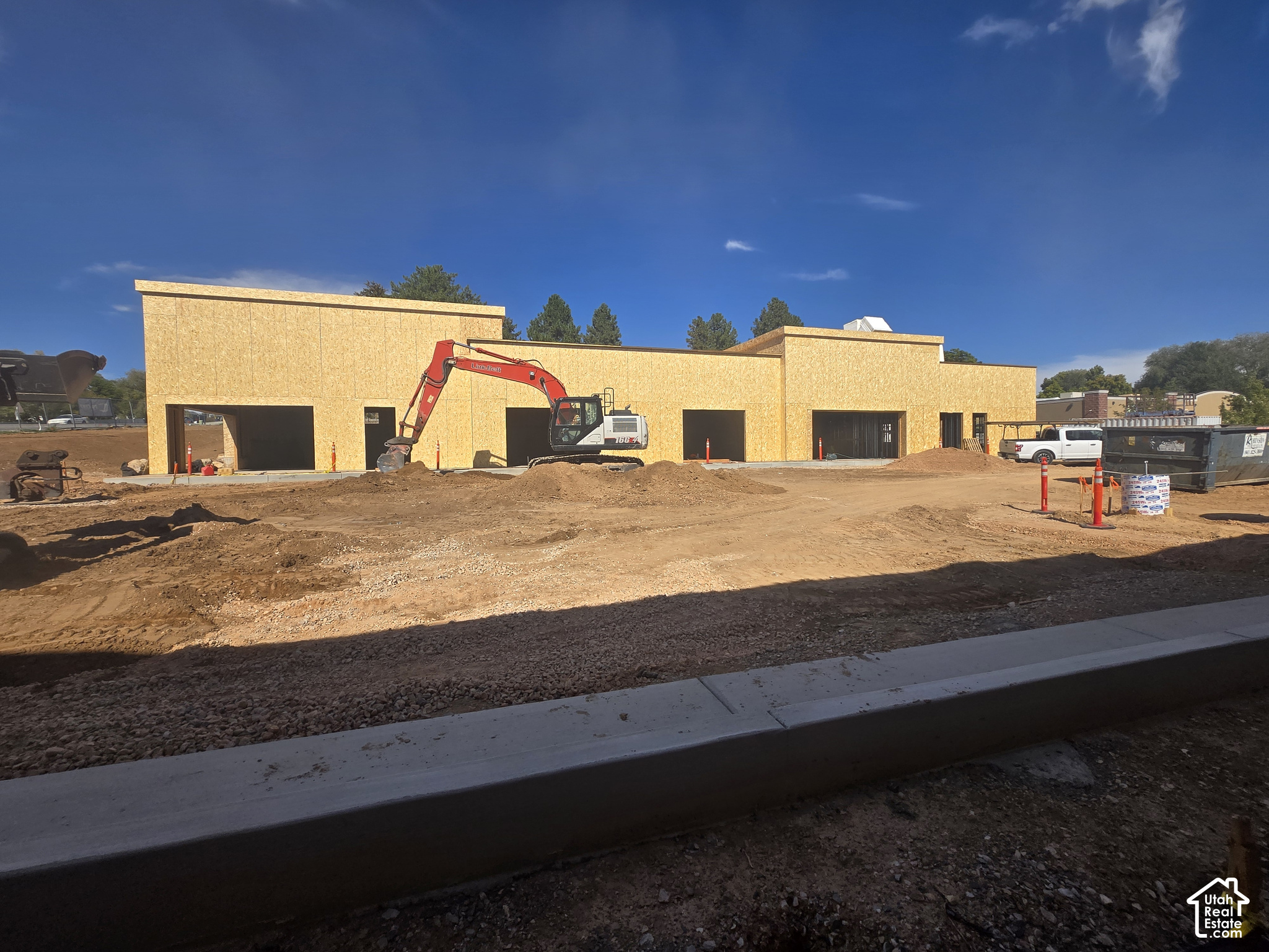 main property photo 0