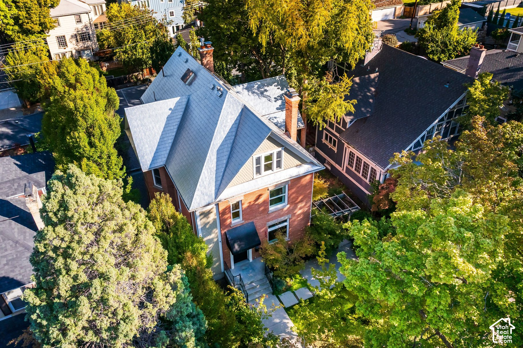 main property photo 47