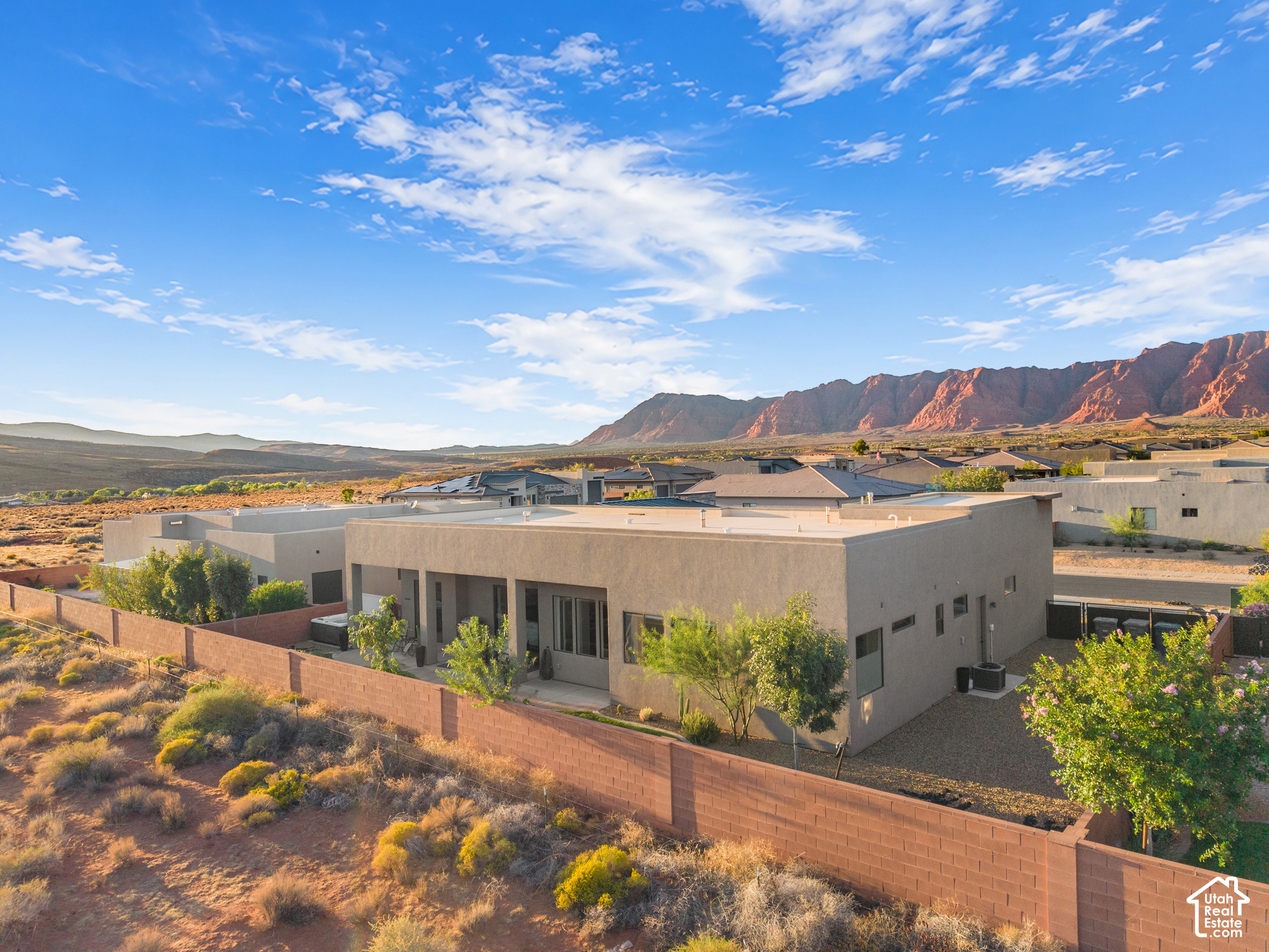 main property photo 3