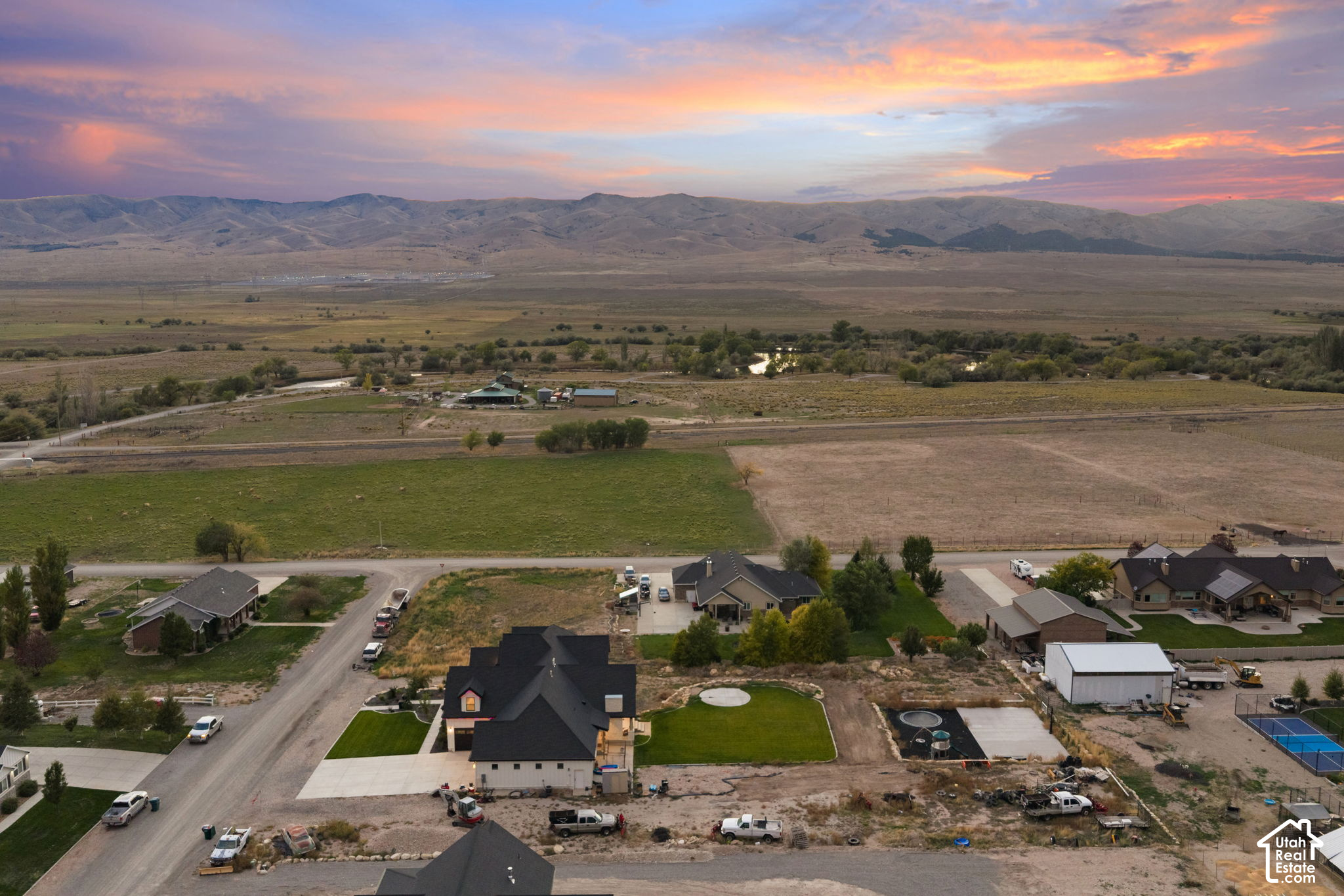 main property photo 79