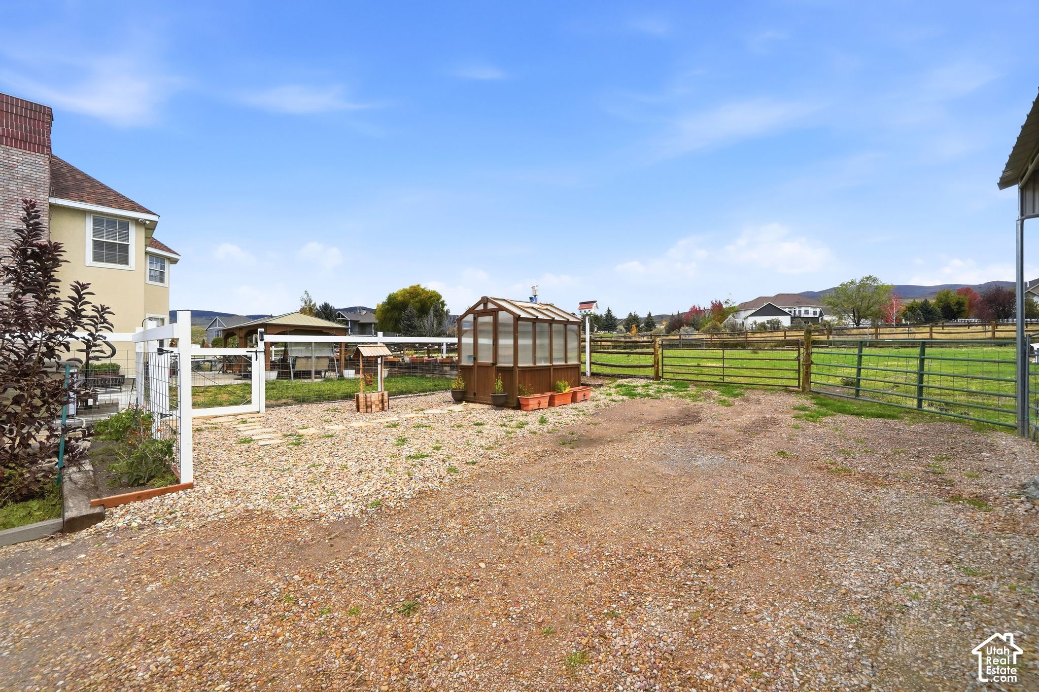 main property photo 50