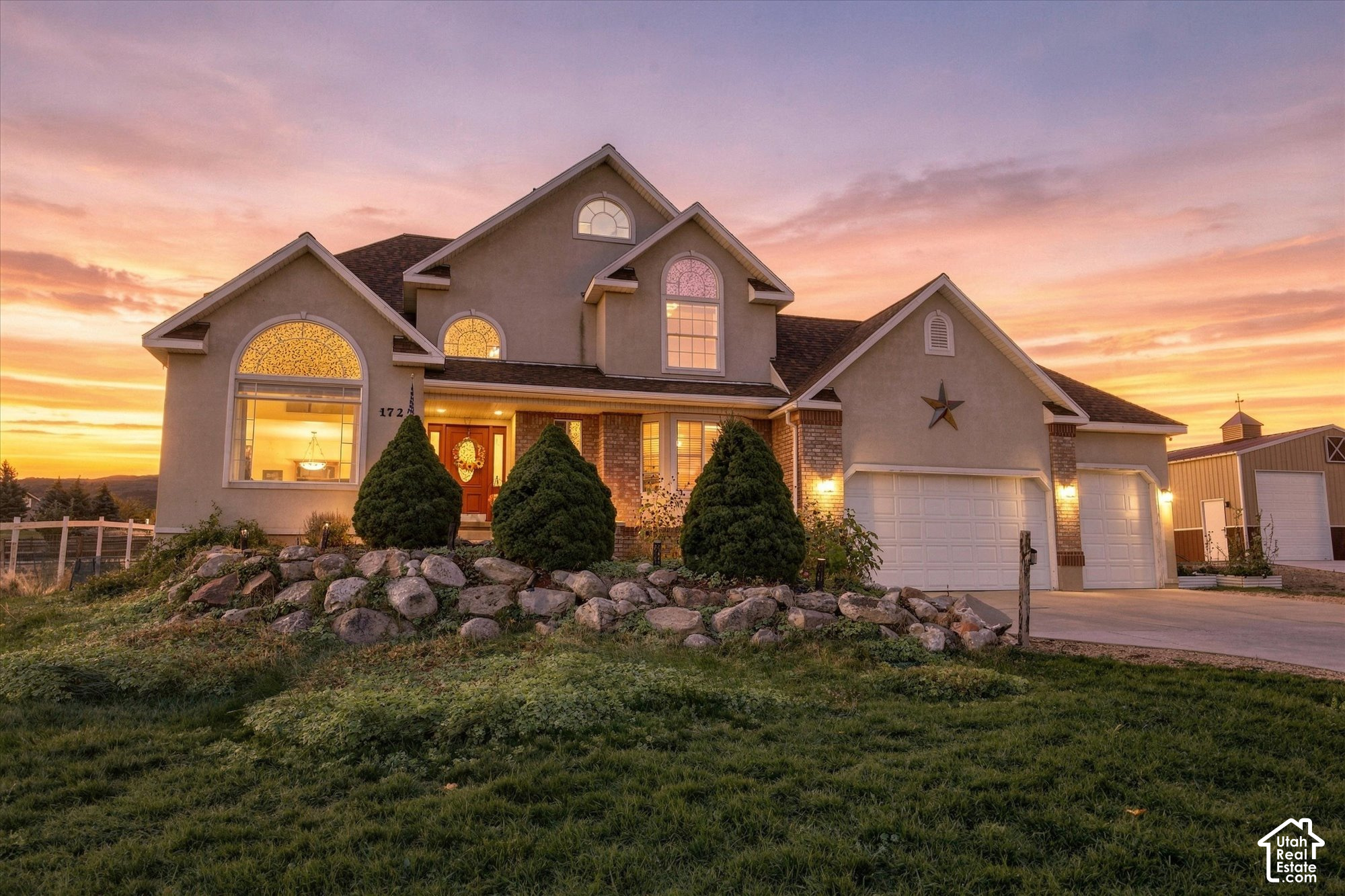 main property photo 78