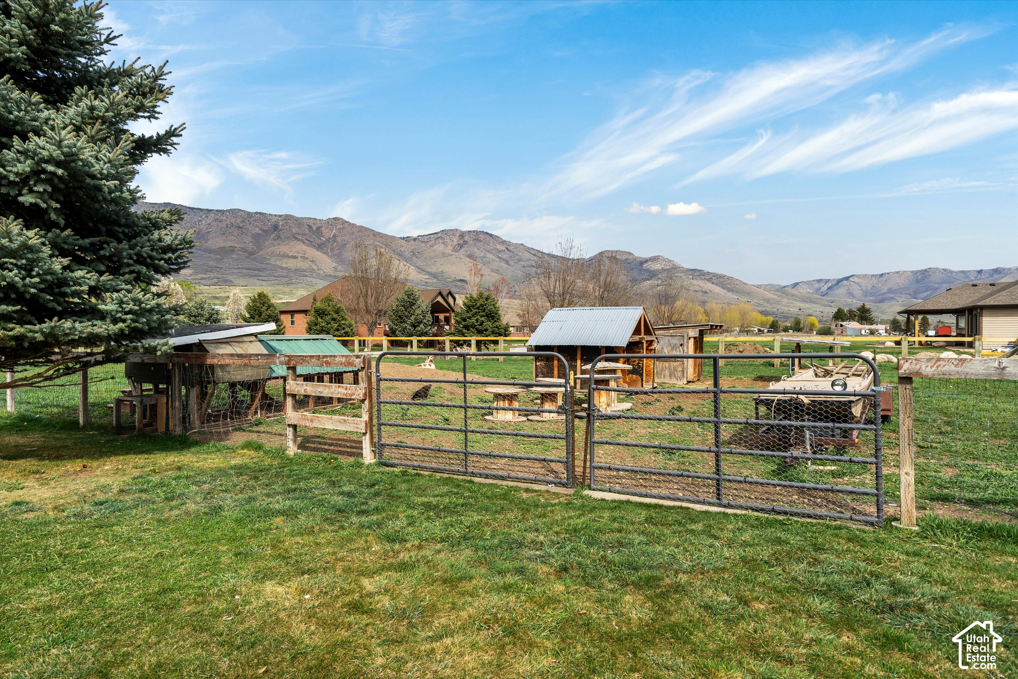 main property photo 35