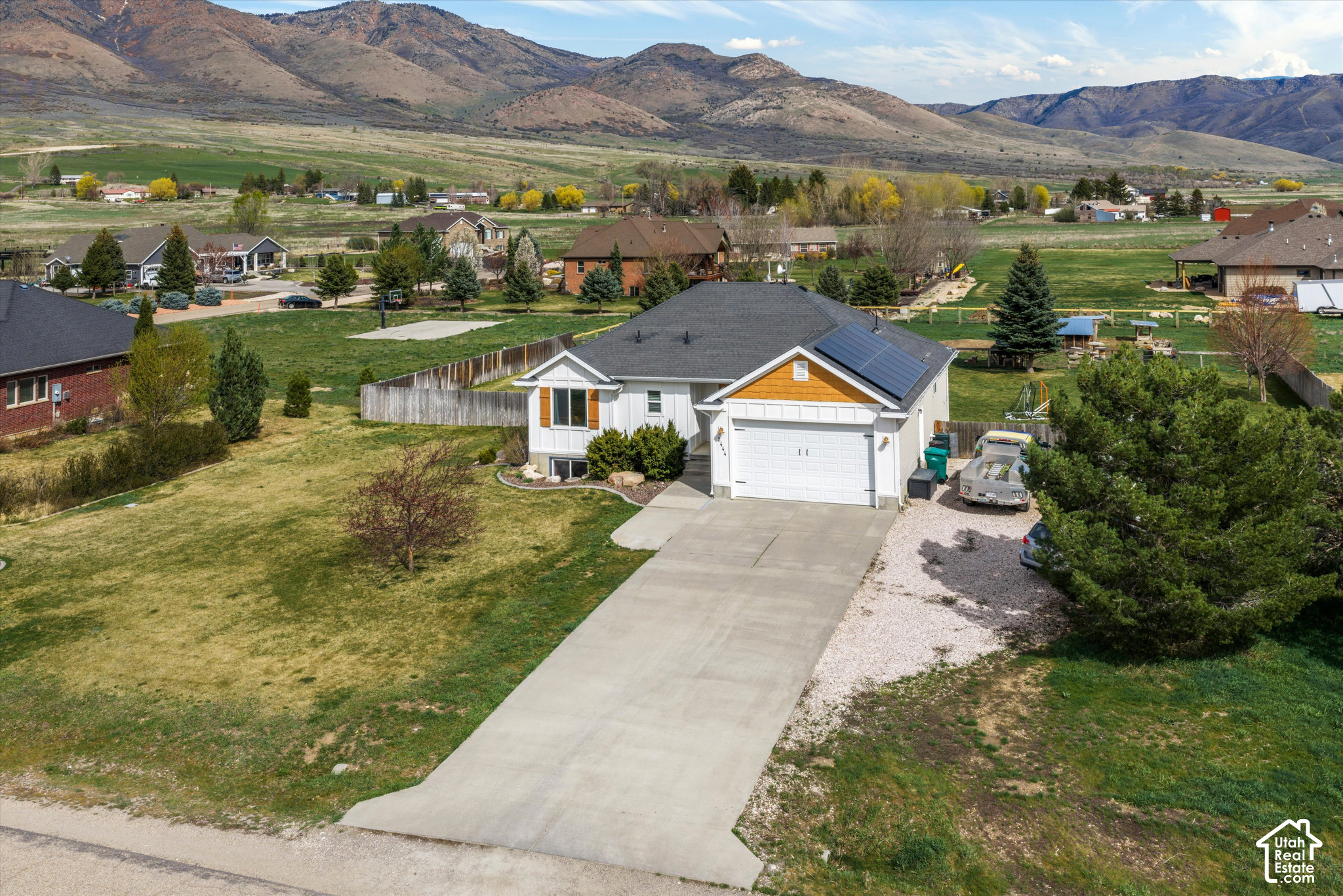 main property photo 46