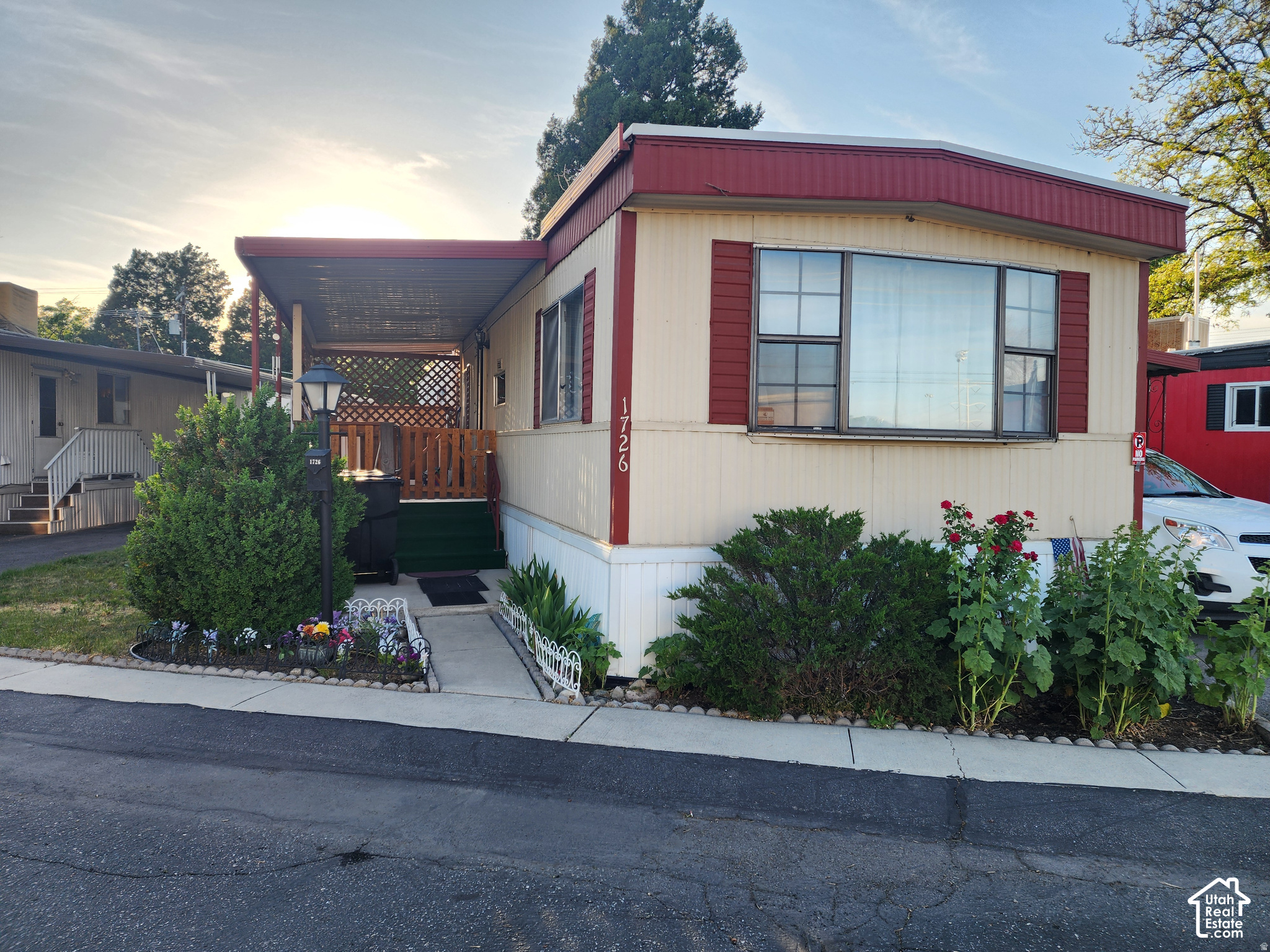 main property photo 14