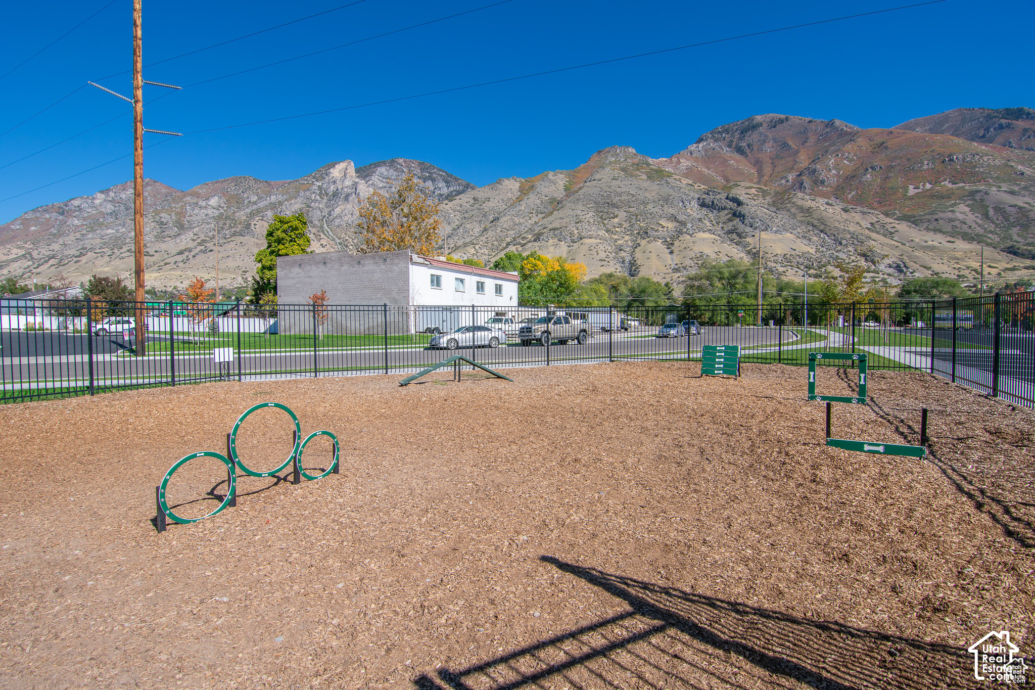 main property photo 12
