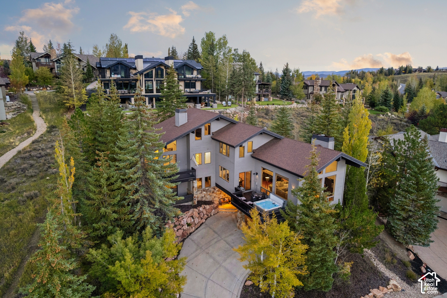 main property photo 39