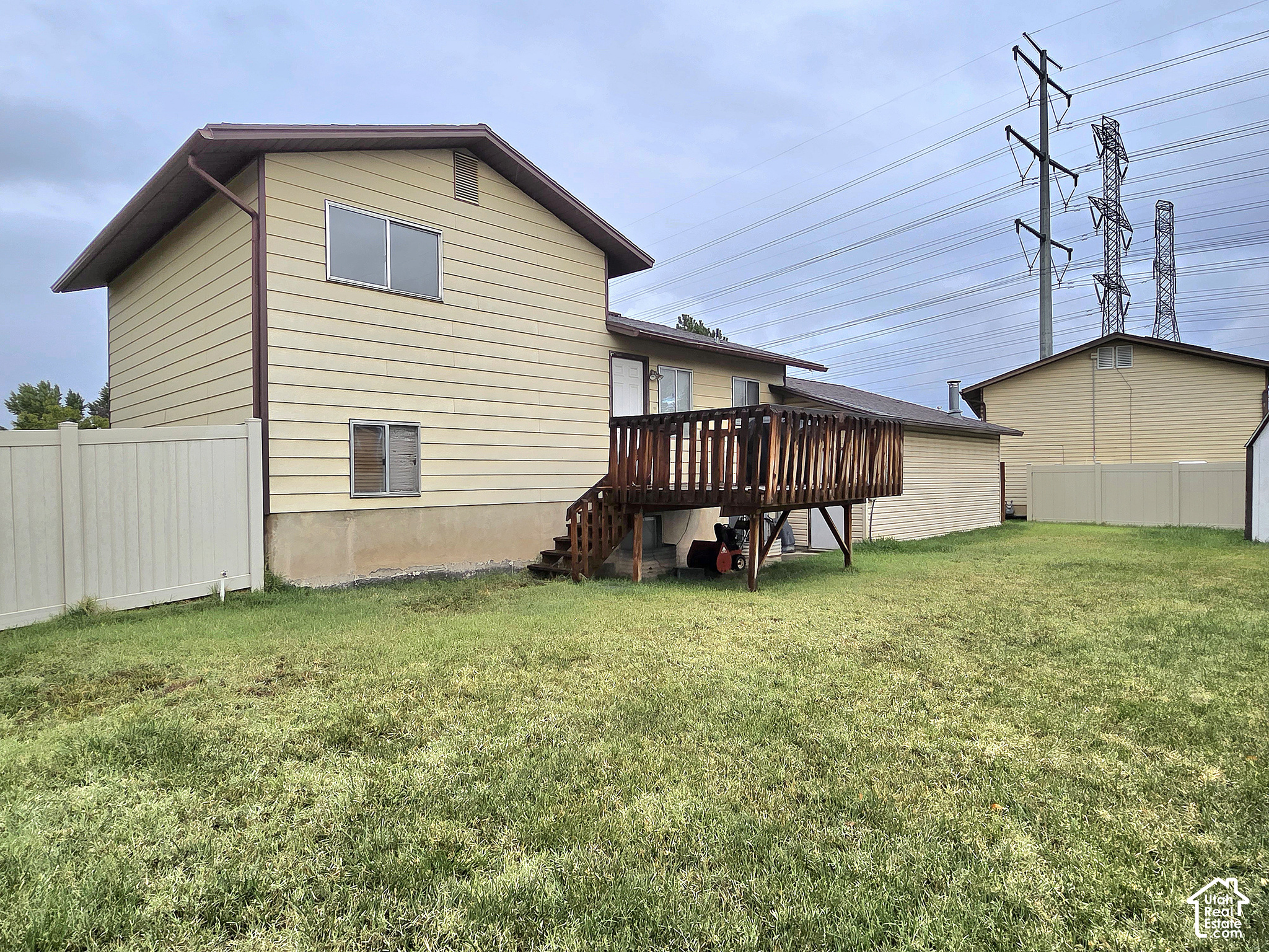 main property photo 33