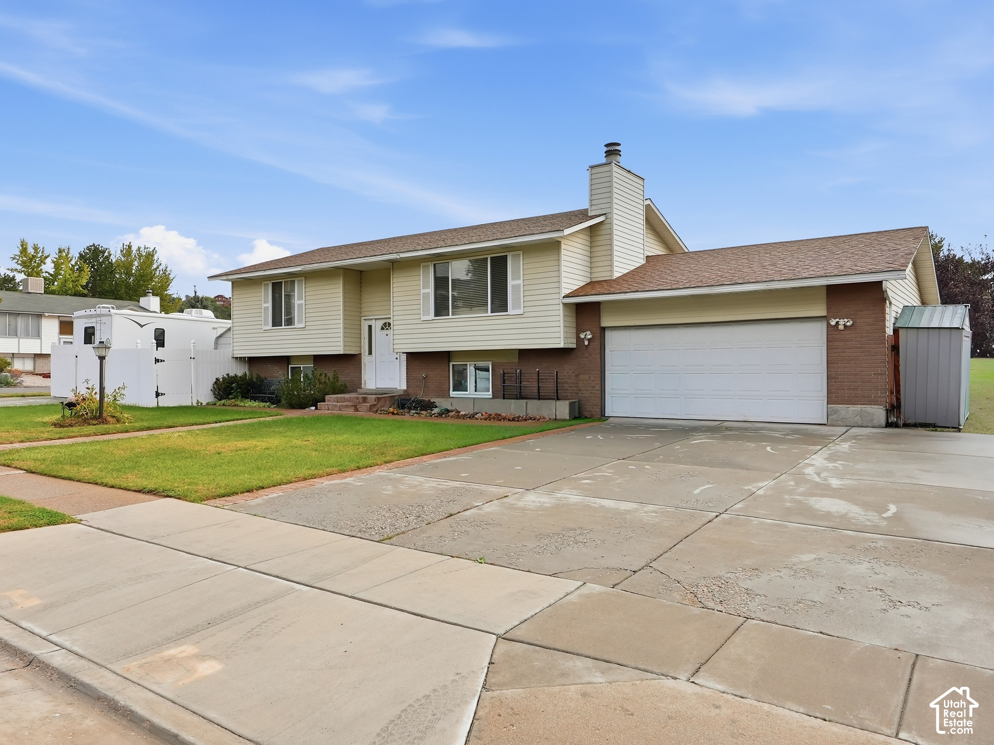 main property photo 3