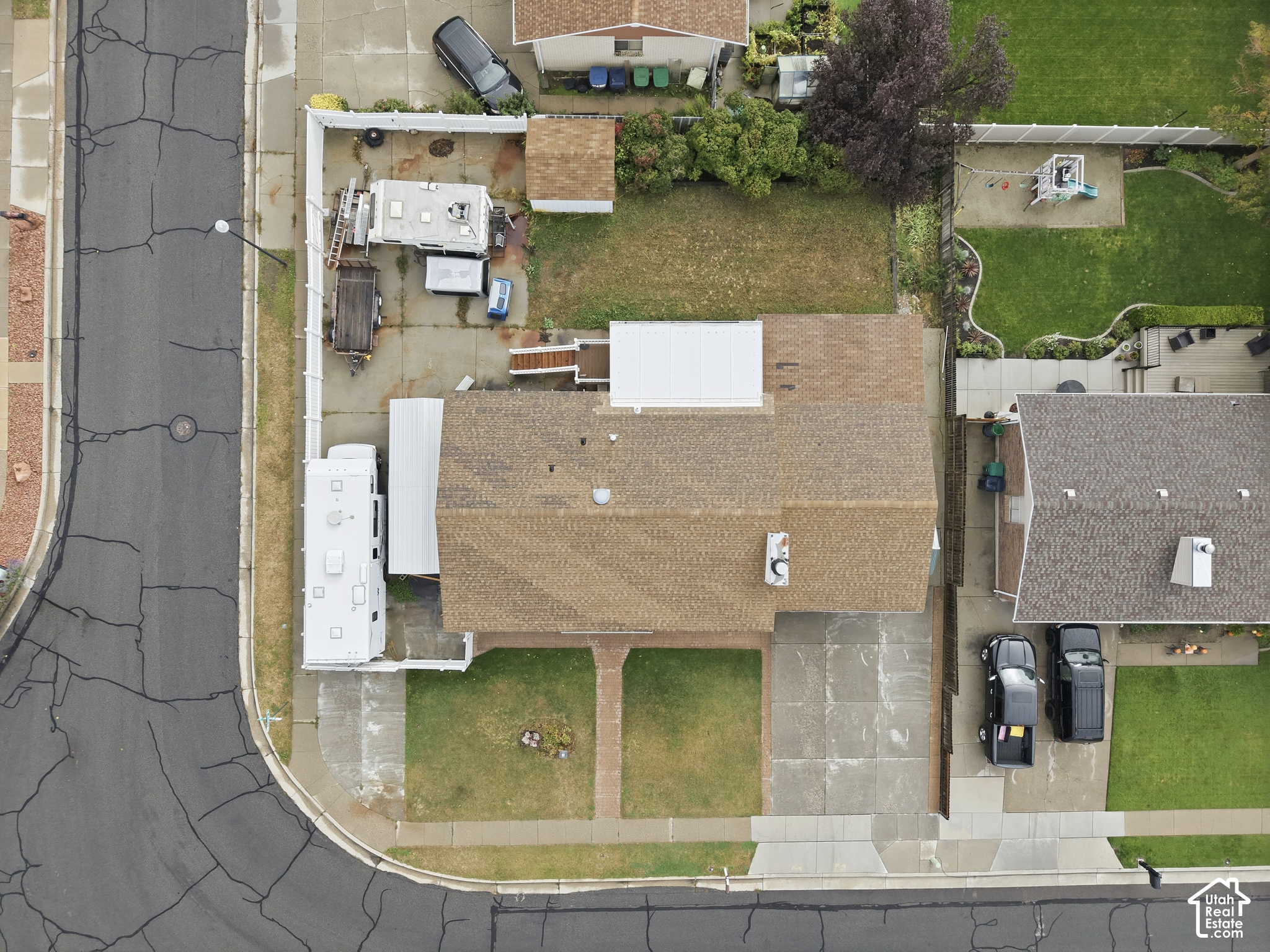 main property photo 42