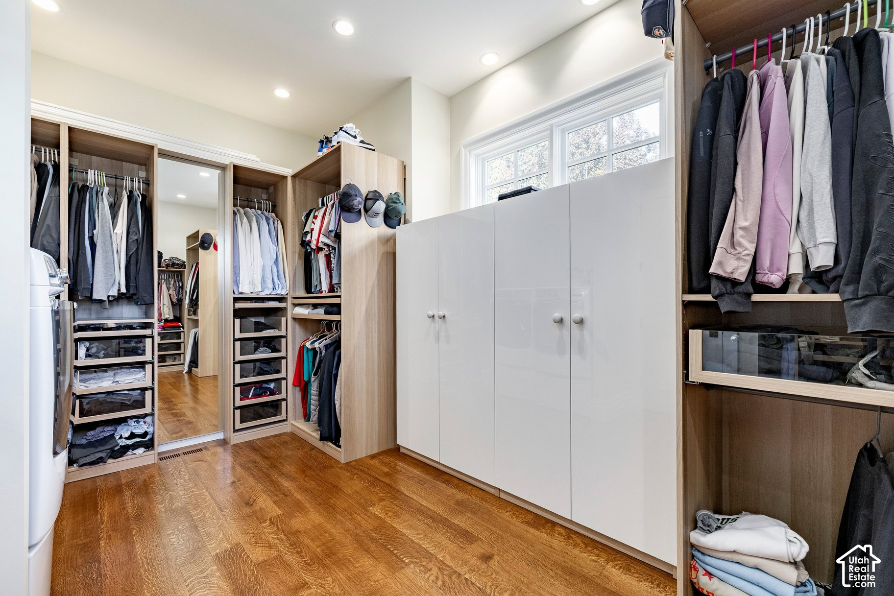 main property photo 76