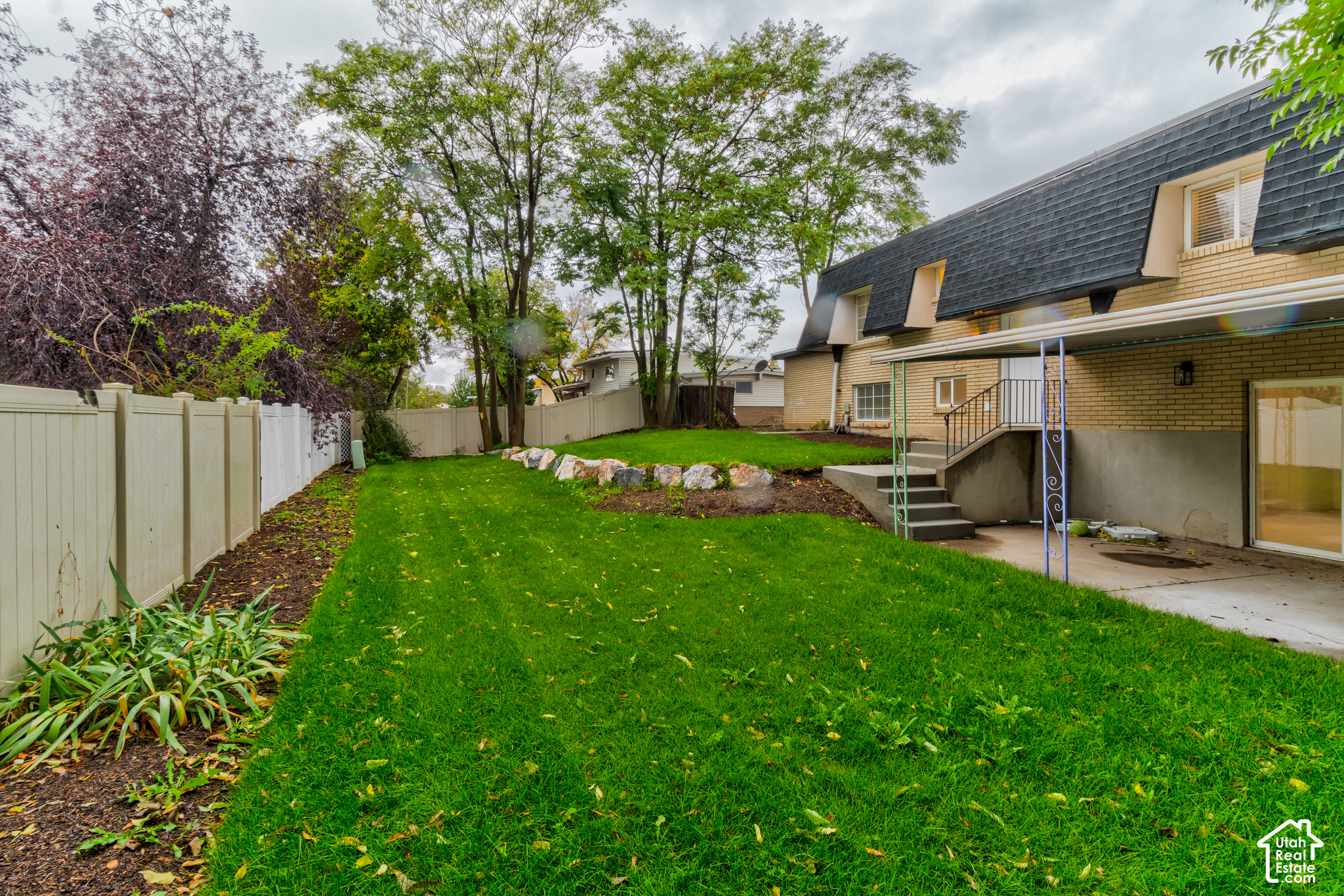 main property photo 19