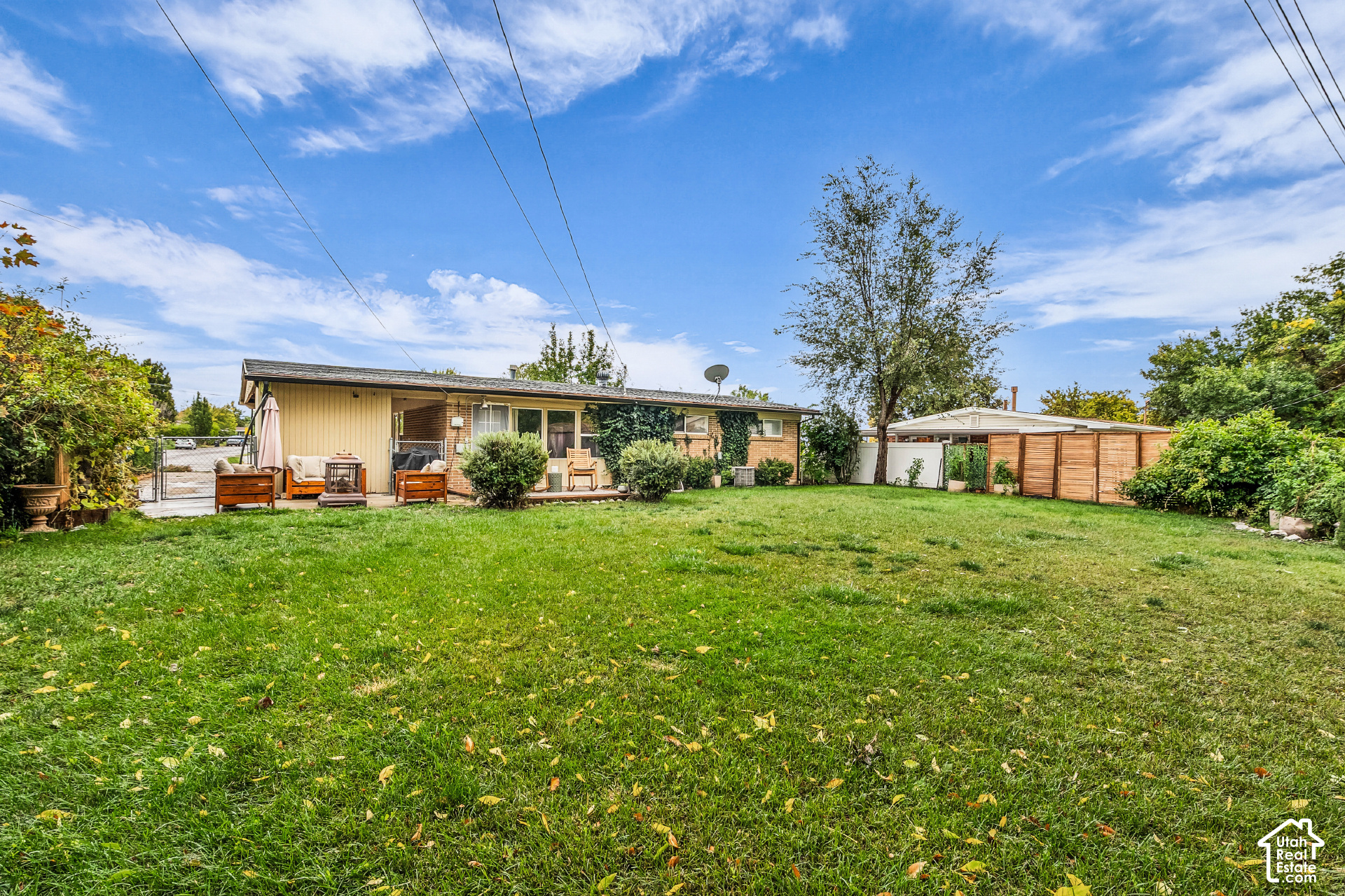 main property photo 22