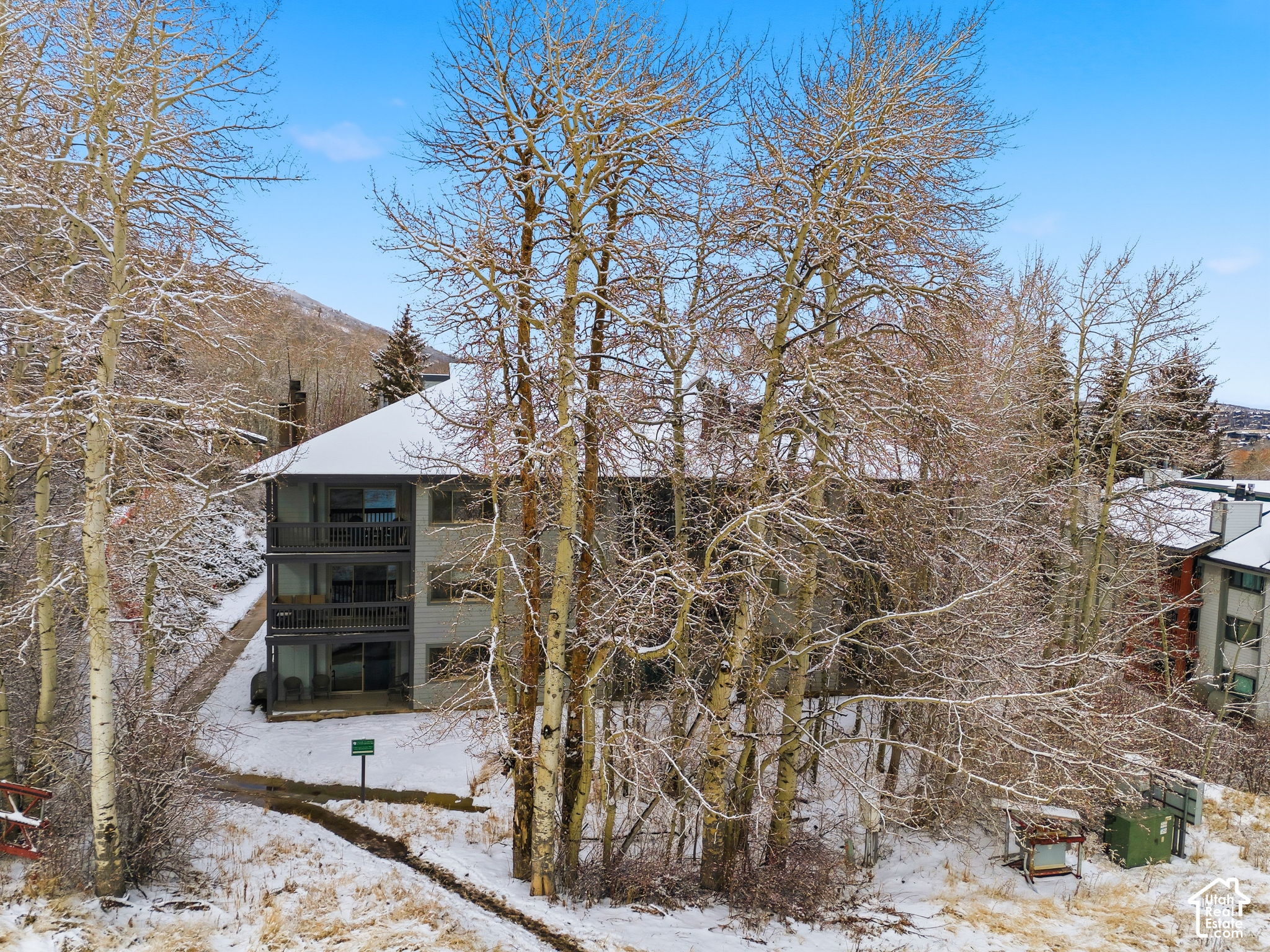 main property photo 46