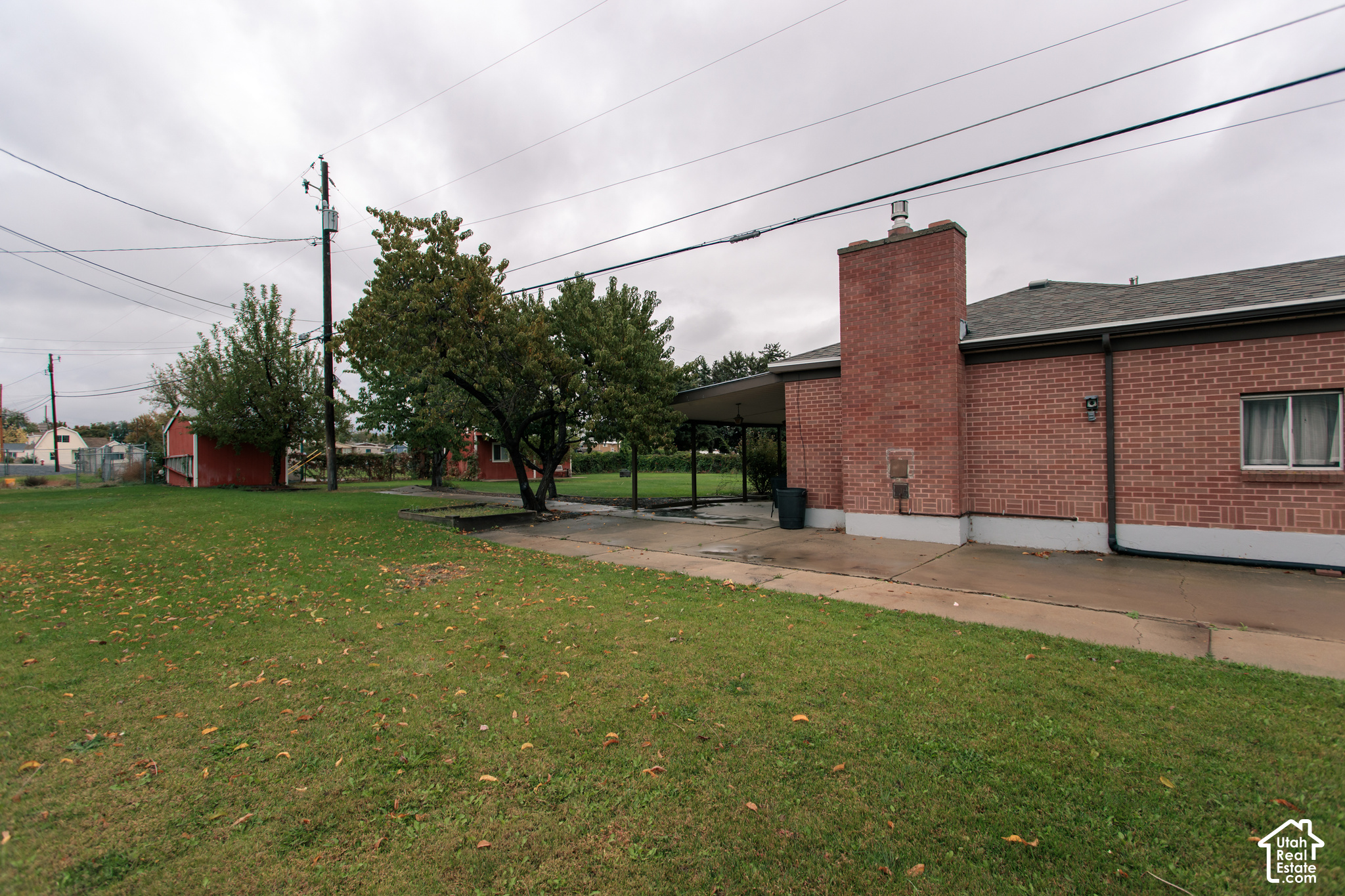 main property photo 34