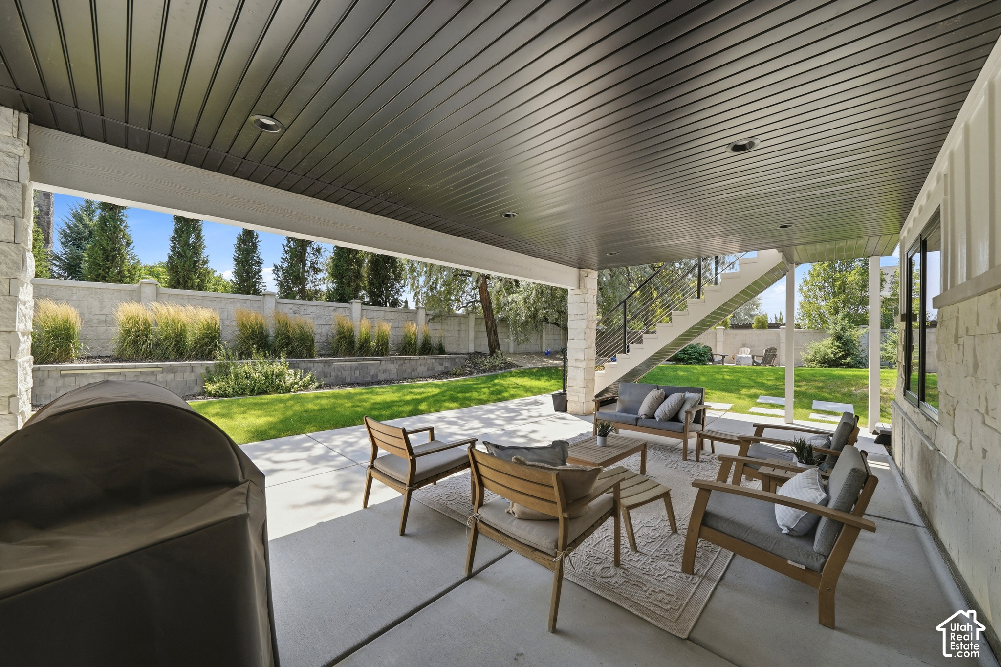 main property photo 57