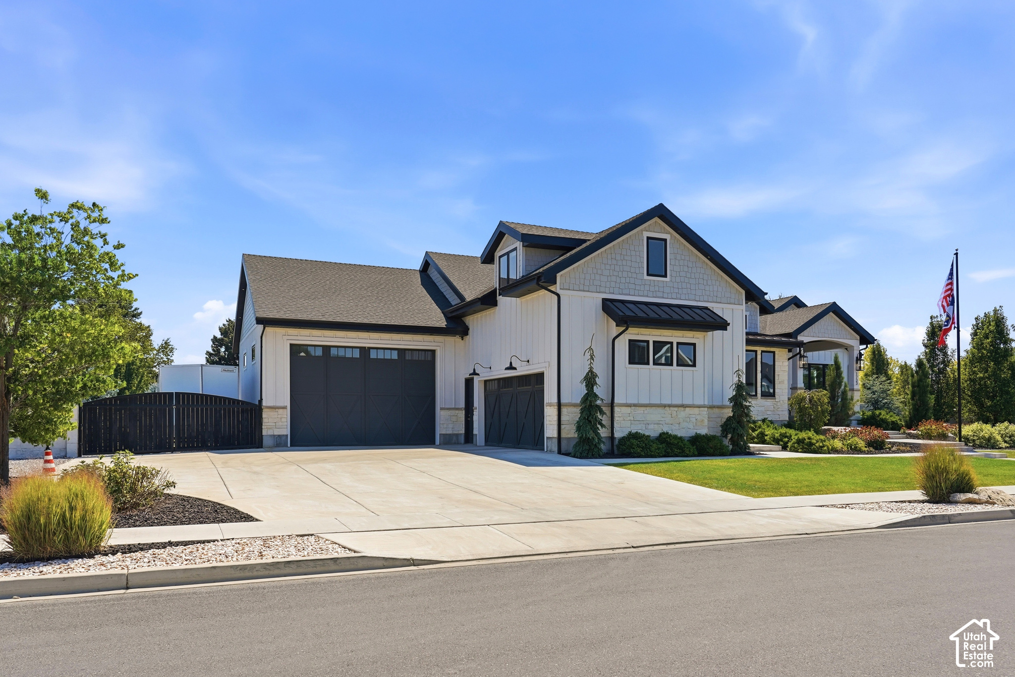 main property photo 66