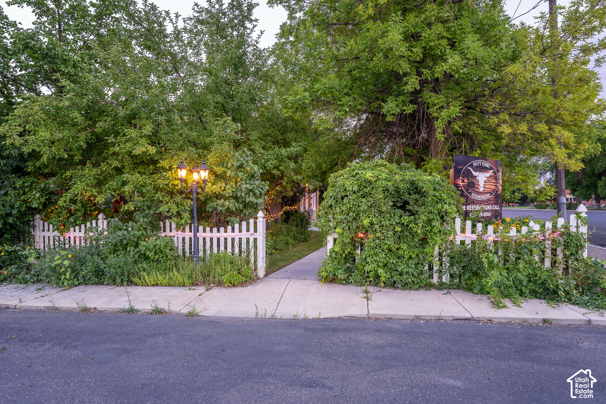 main property photo 29
