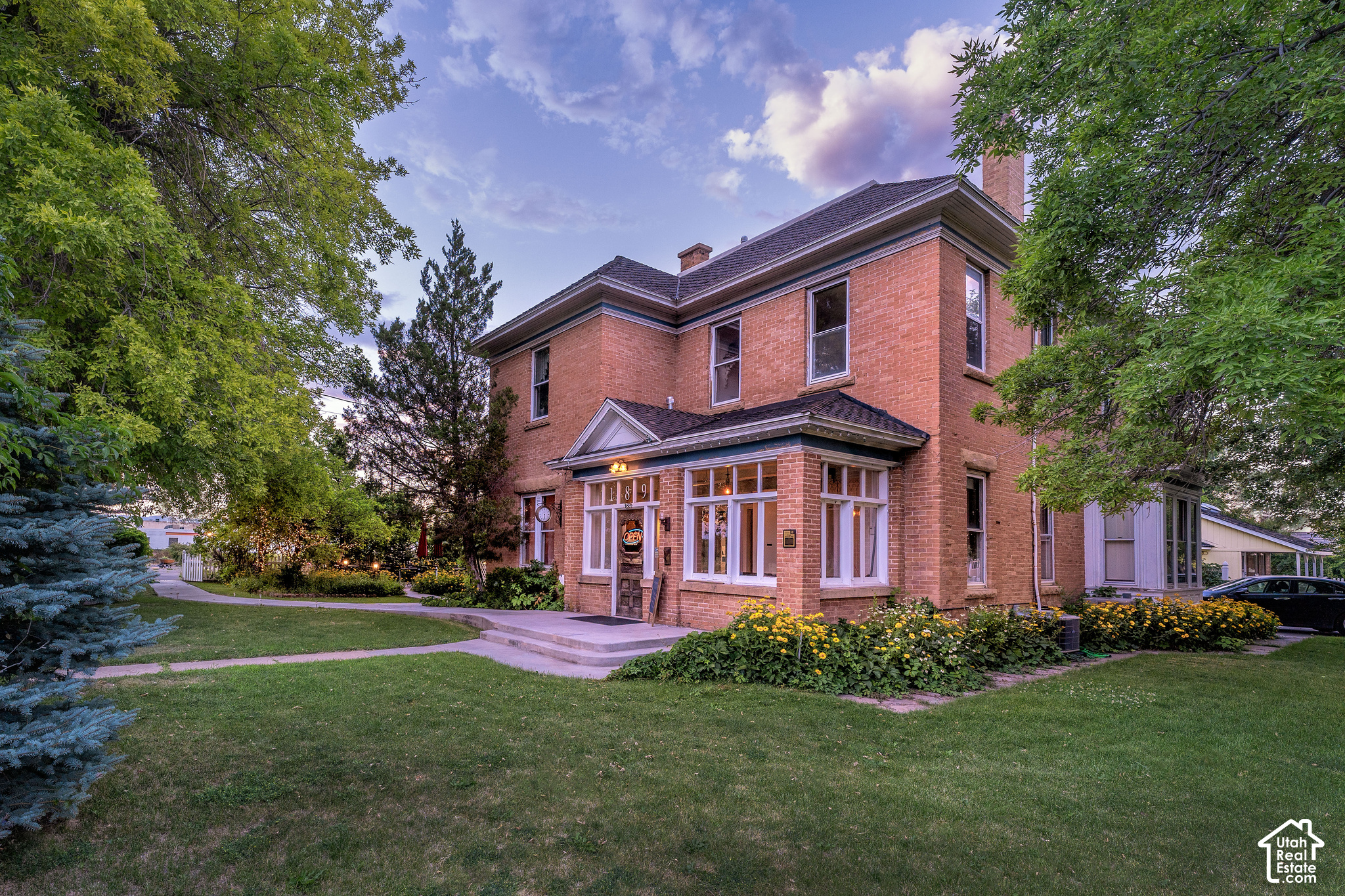 main property photo 37
