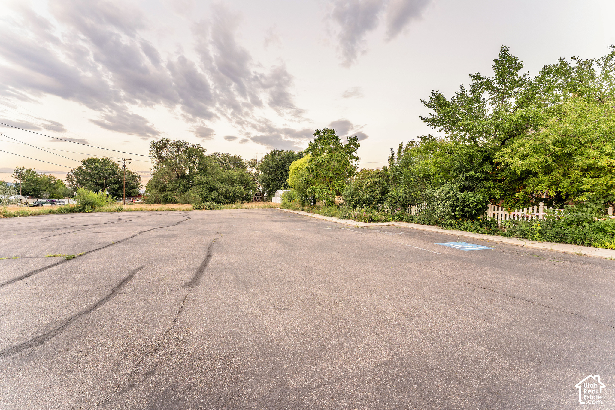 main property photo 45