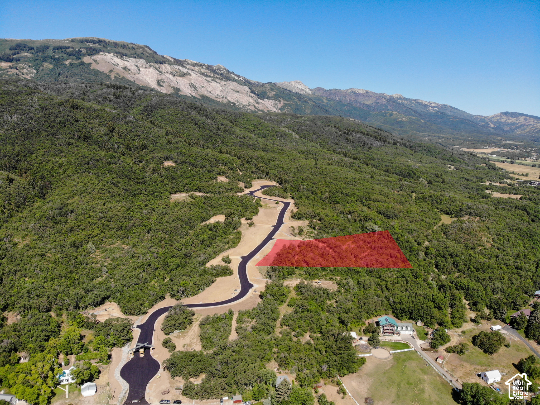 main property photo 15