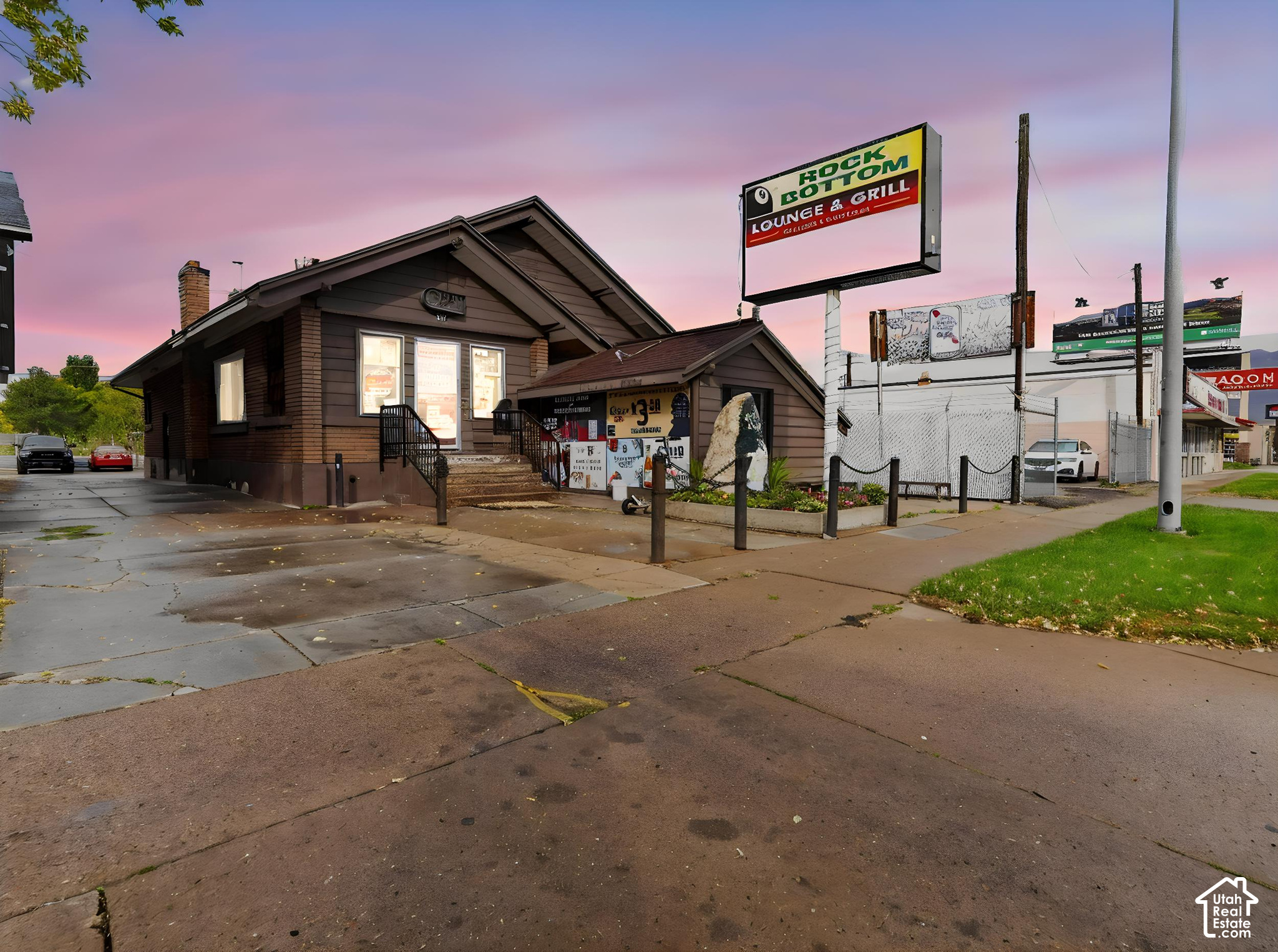 main property photo 33