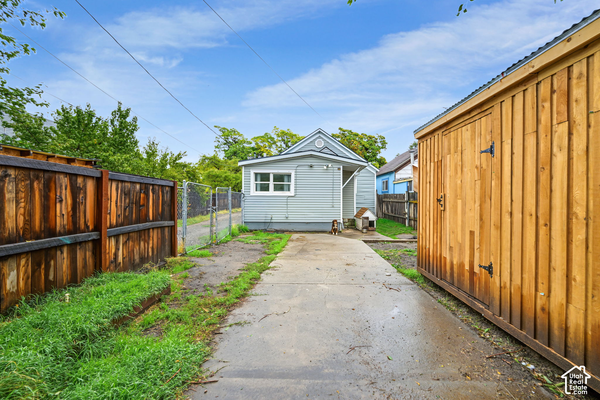 main property photo 22