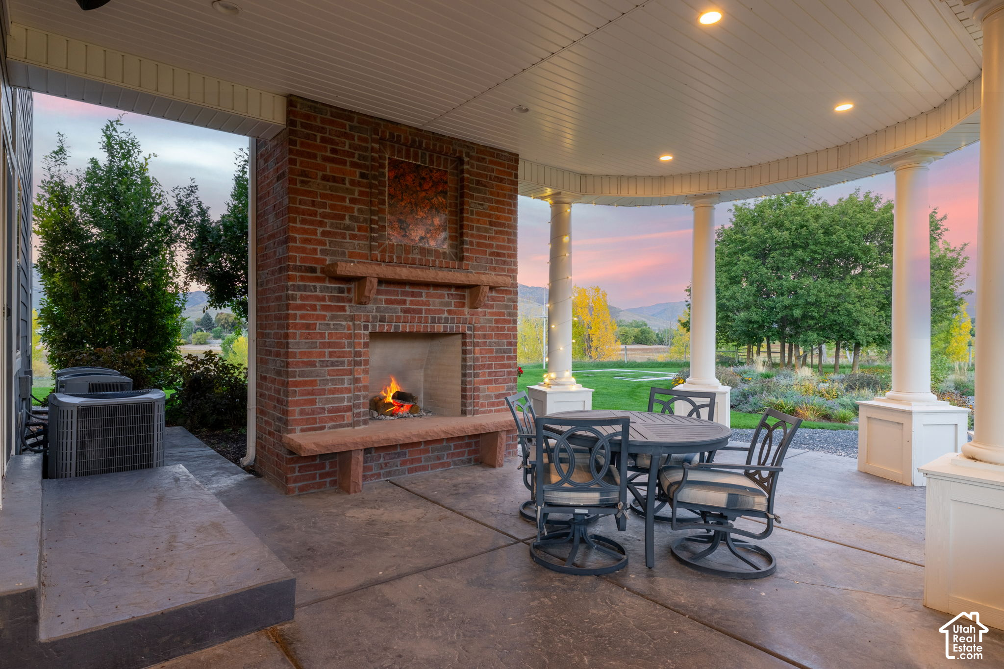 main property photo 11