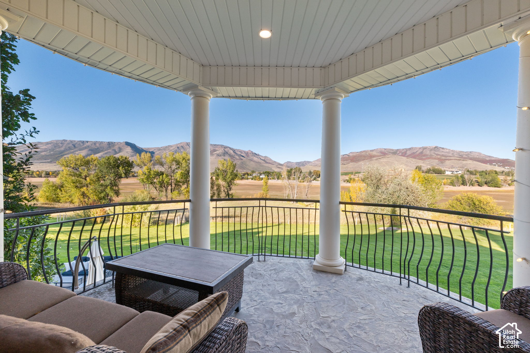 main property photo 44