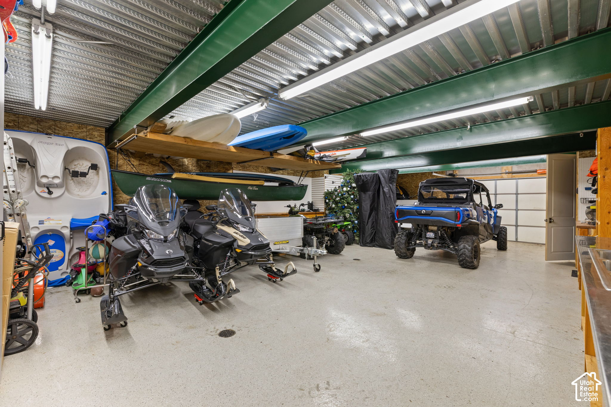 main property photo 64