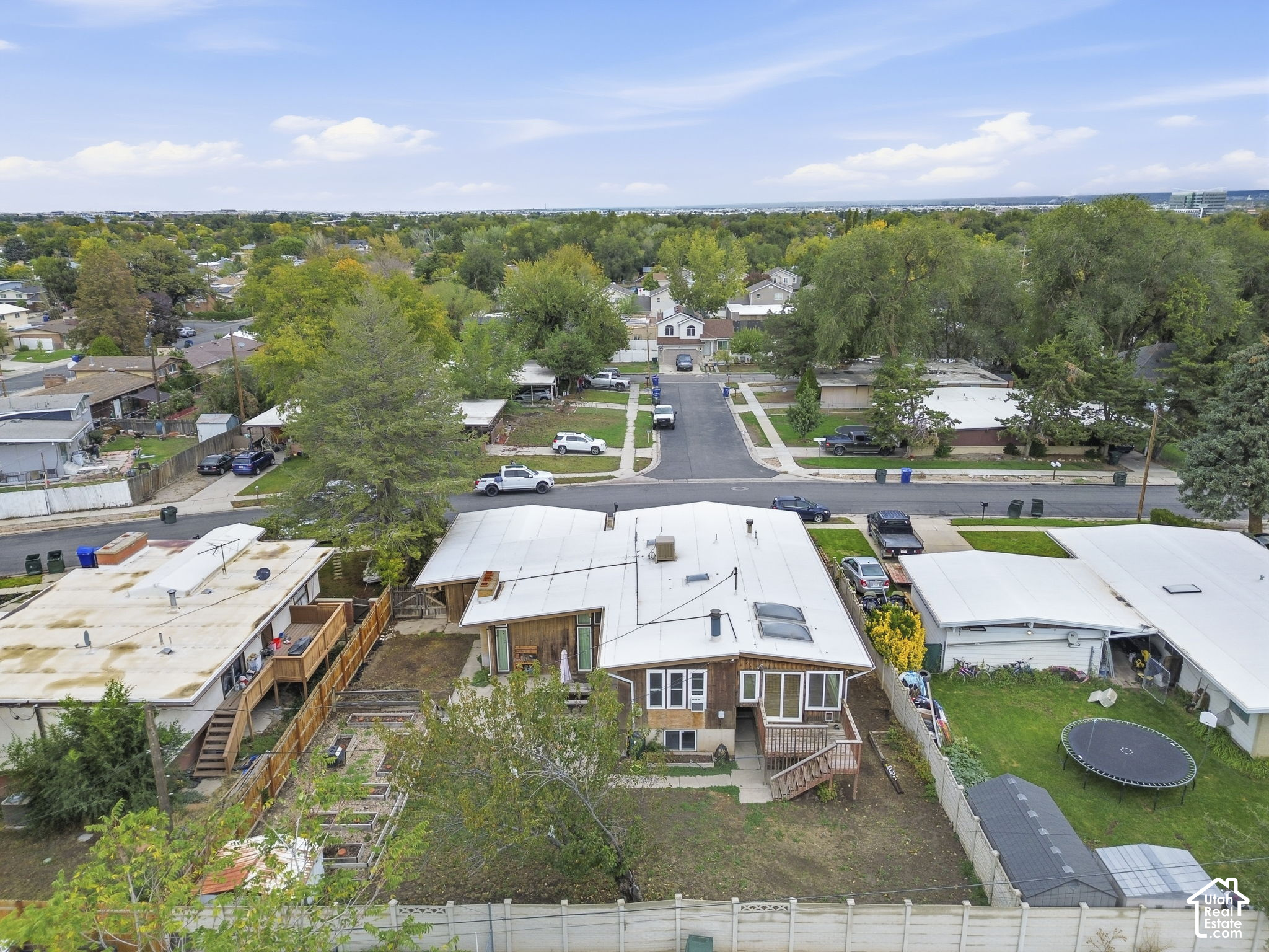 main property photo 58