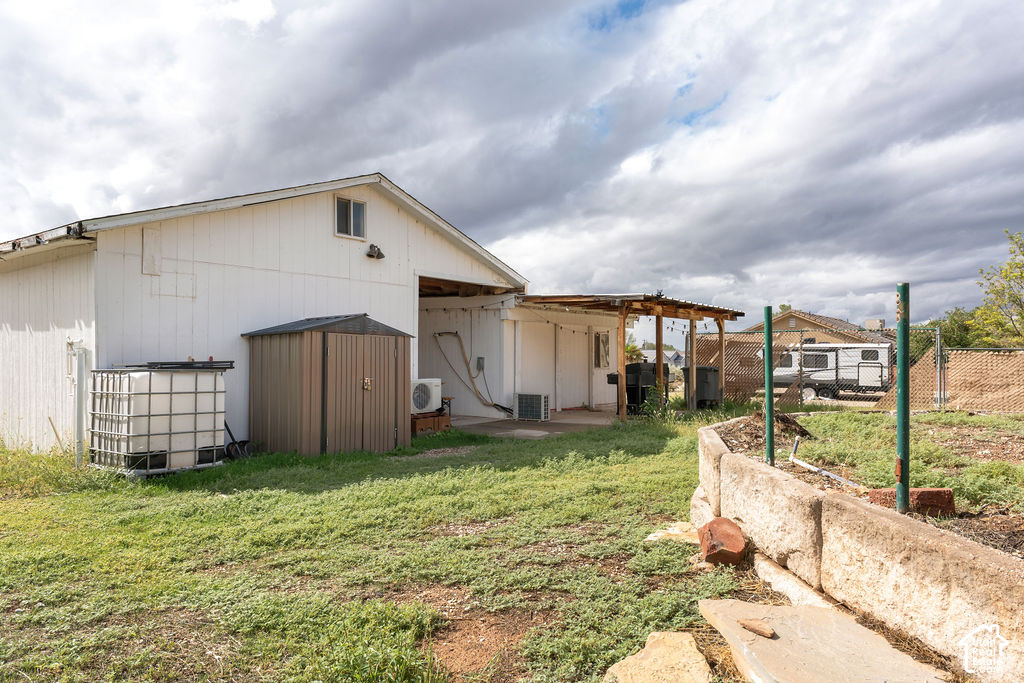 main property photo 34