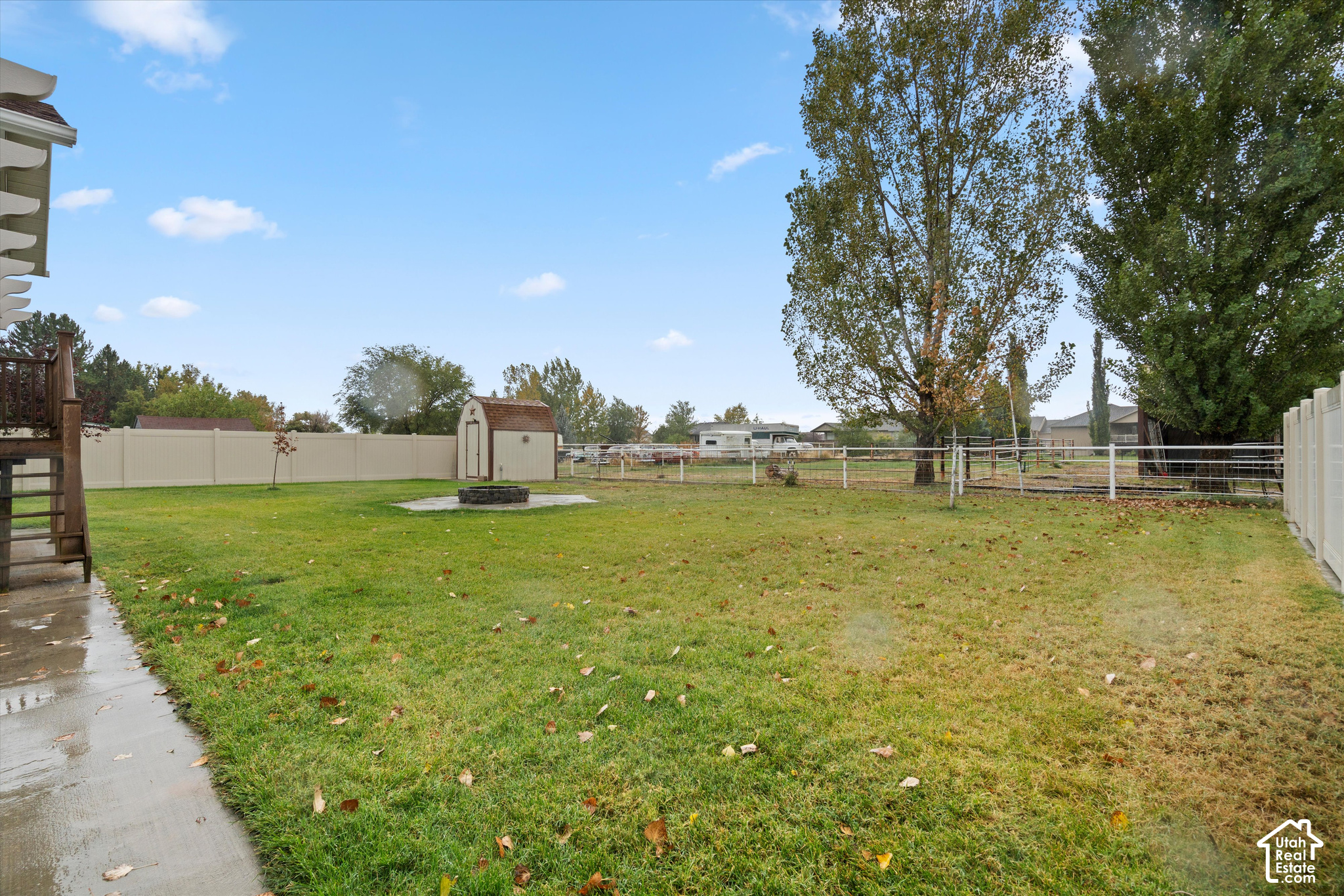 main property photo 9