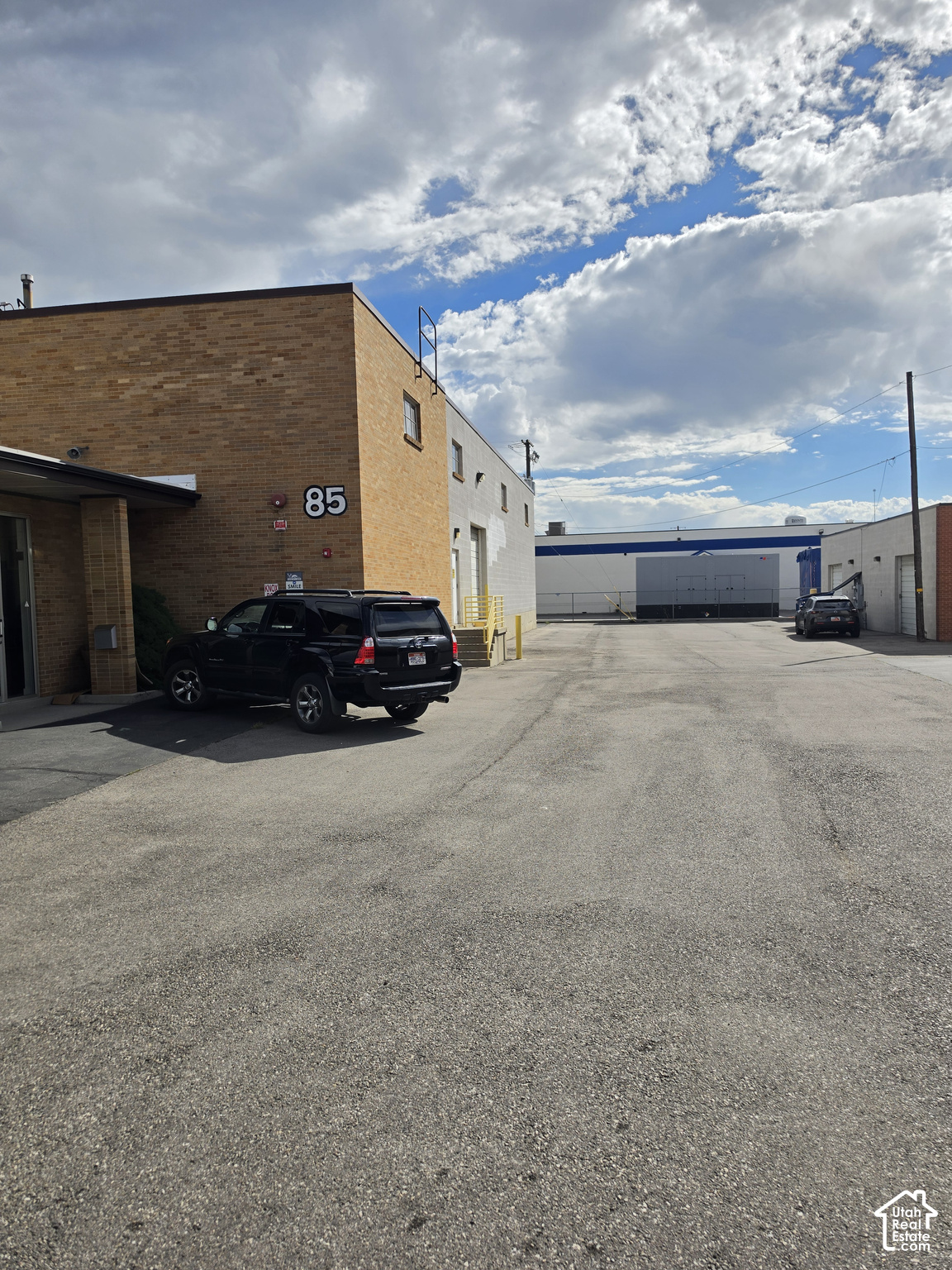 main property photo 20