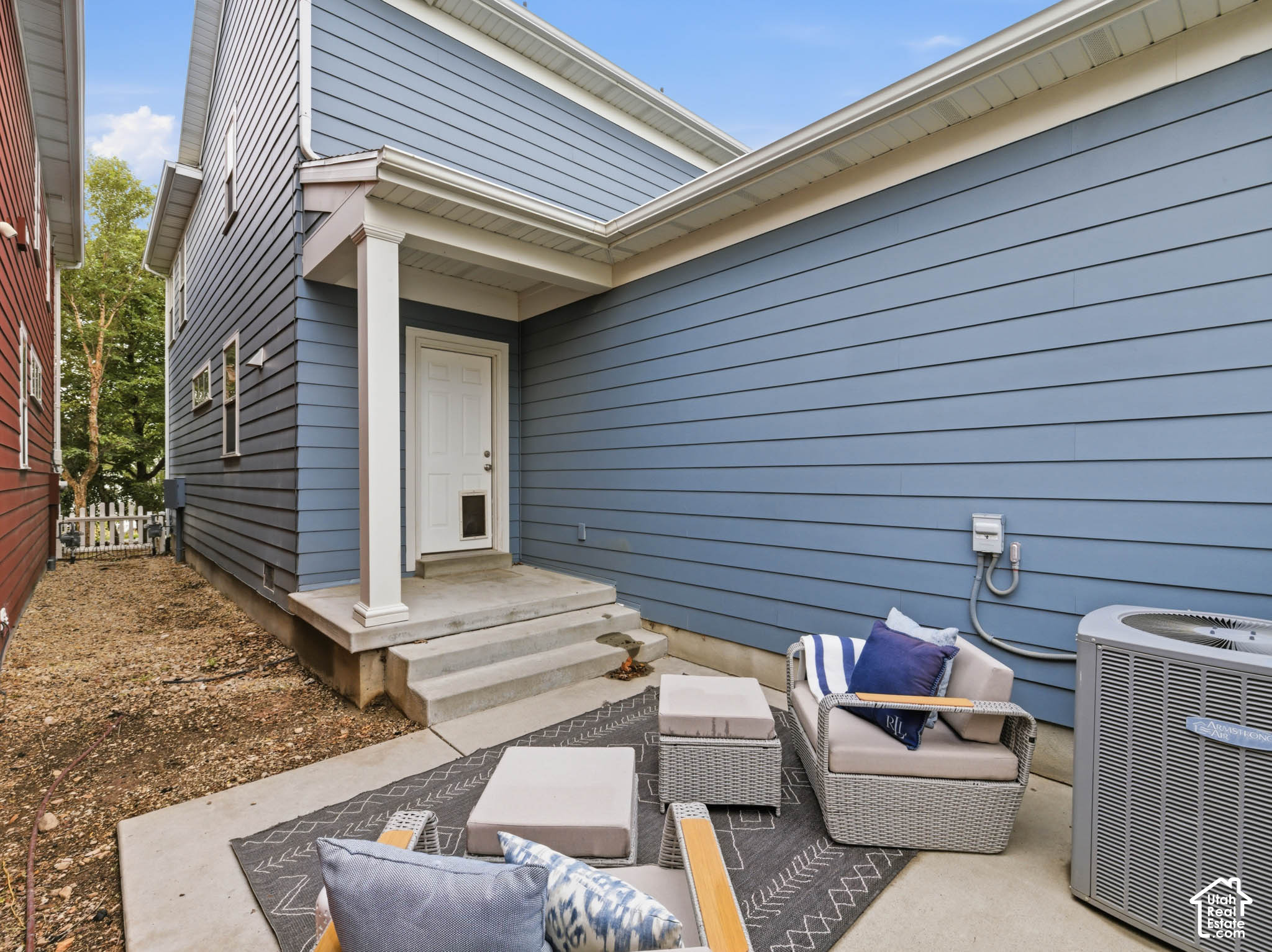 main property photo 45