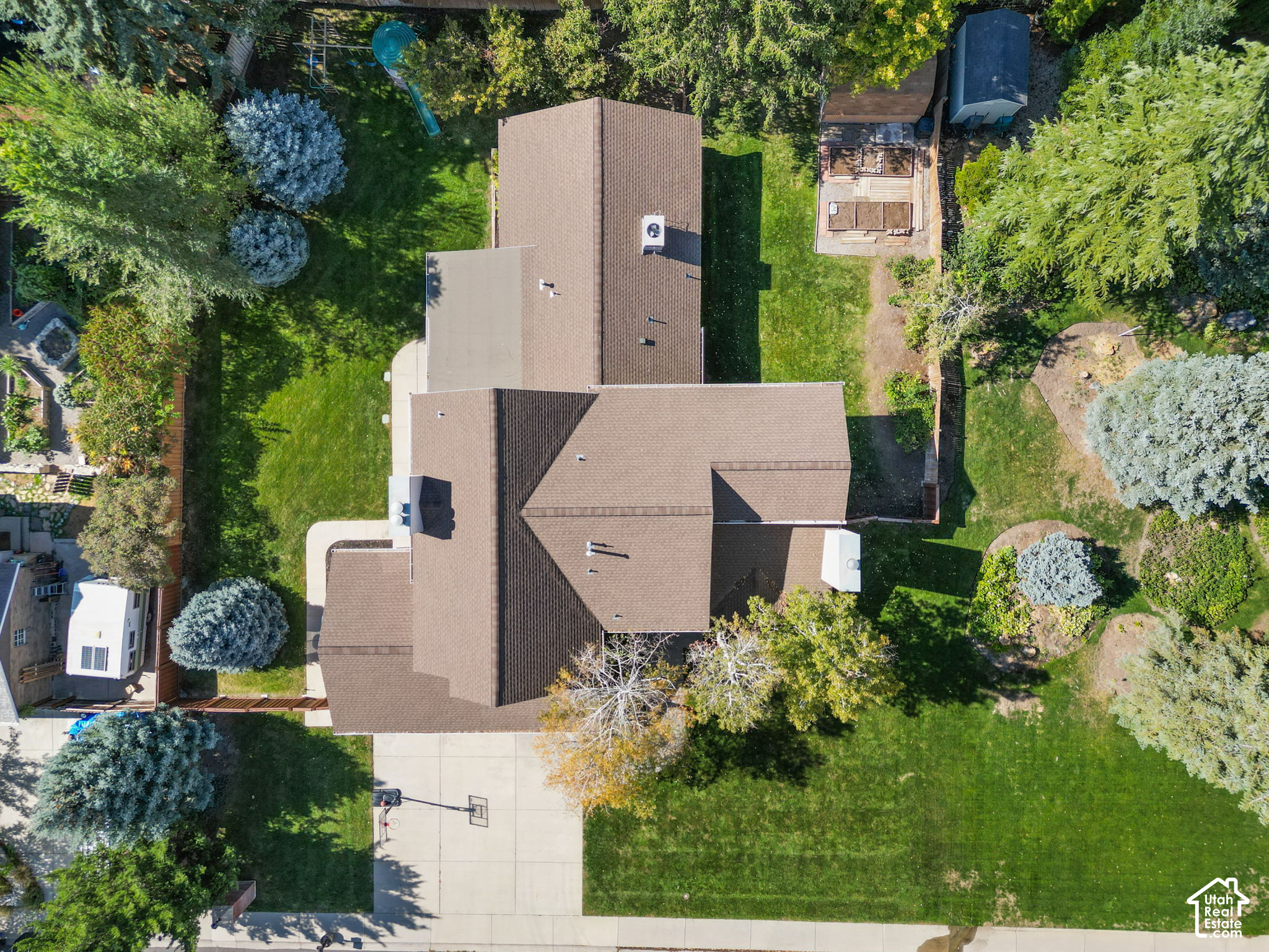 main property photo 61