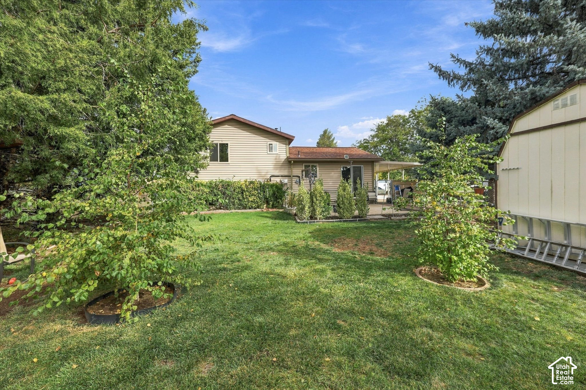 main property photo 20