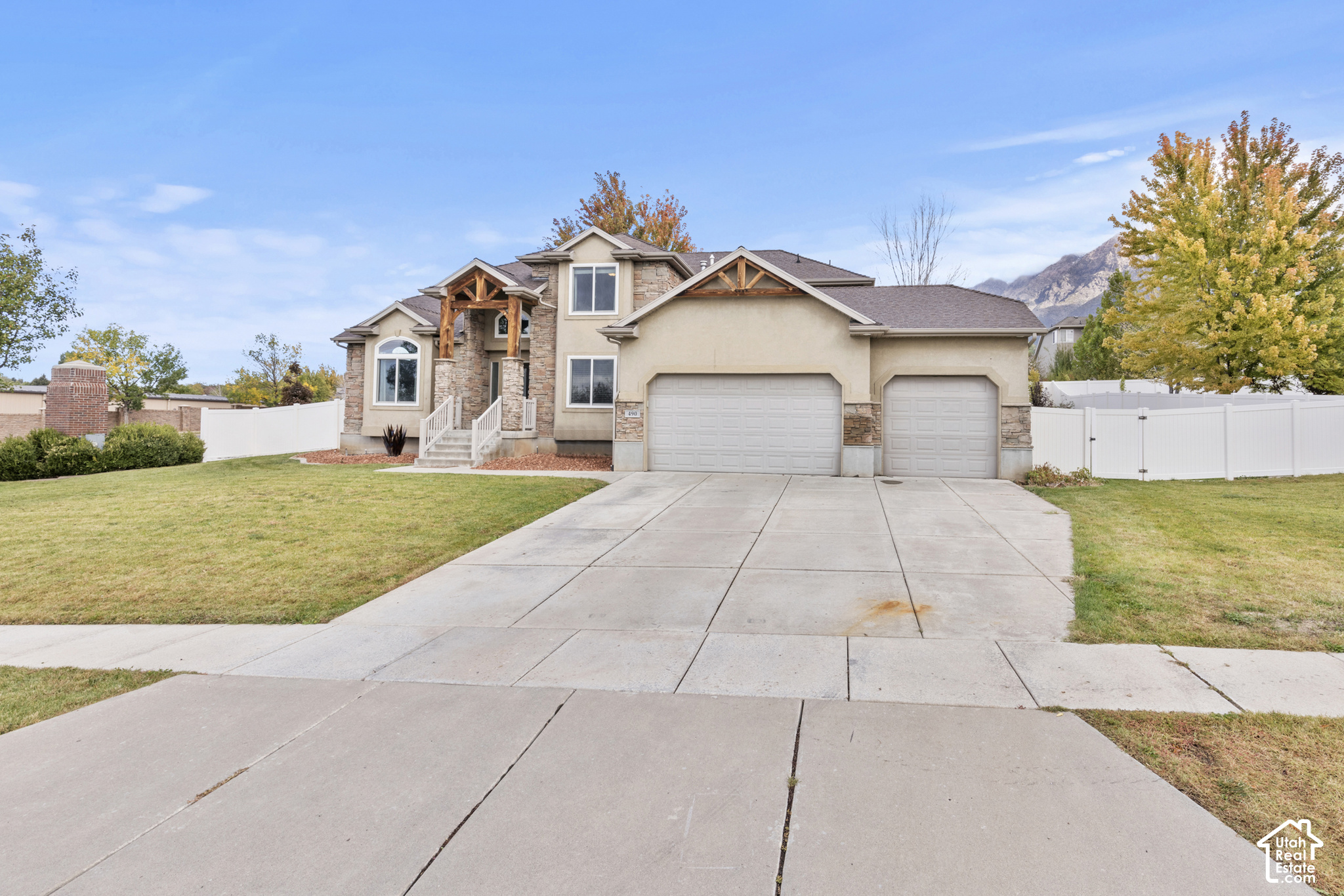 main property photo 5